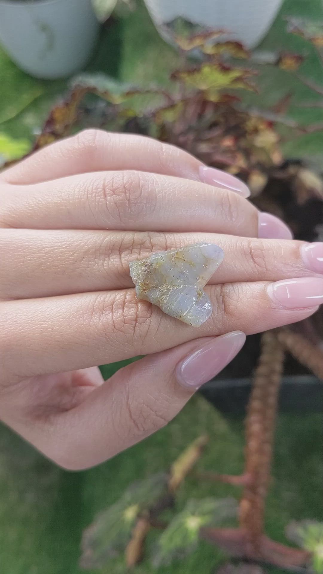 23.25 Ct. Blue Sapphire Crystal from Ceylon (Sri Lanka) Size Video