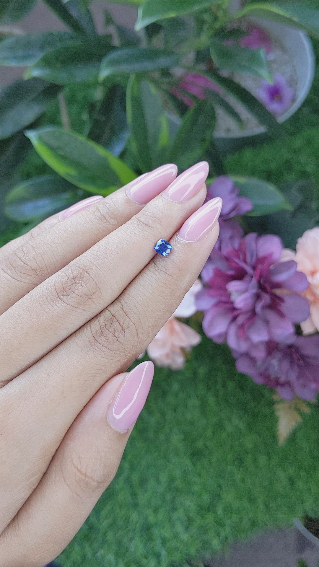 0.45 Ct. Blue Sapphire from Ceylon (Sri Lanka) Size Video