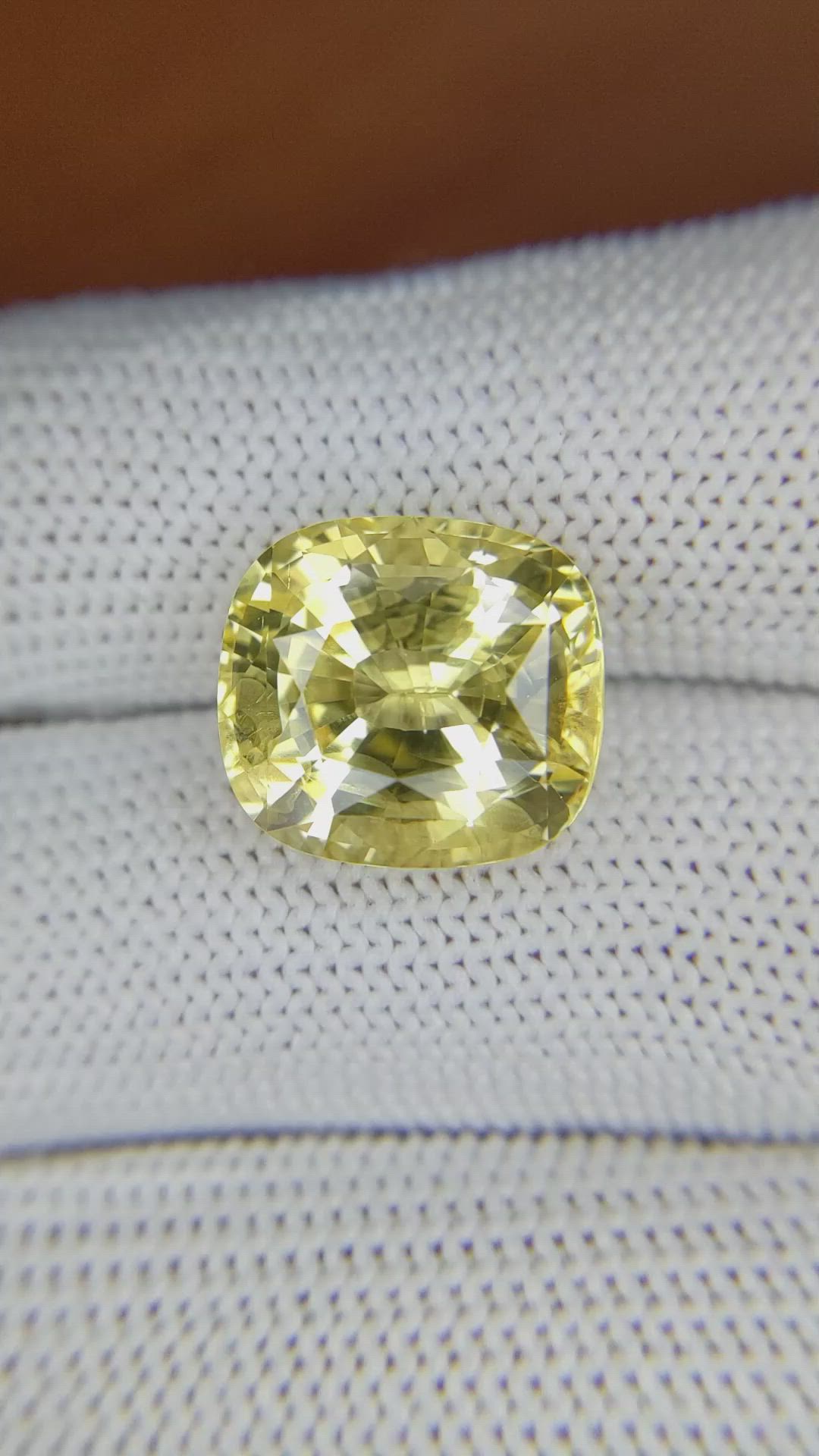 12.19 Ct. Yellow Sapphire from Ceylon (Sri Lanka) Size Video