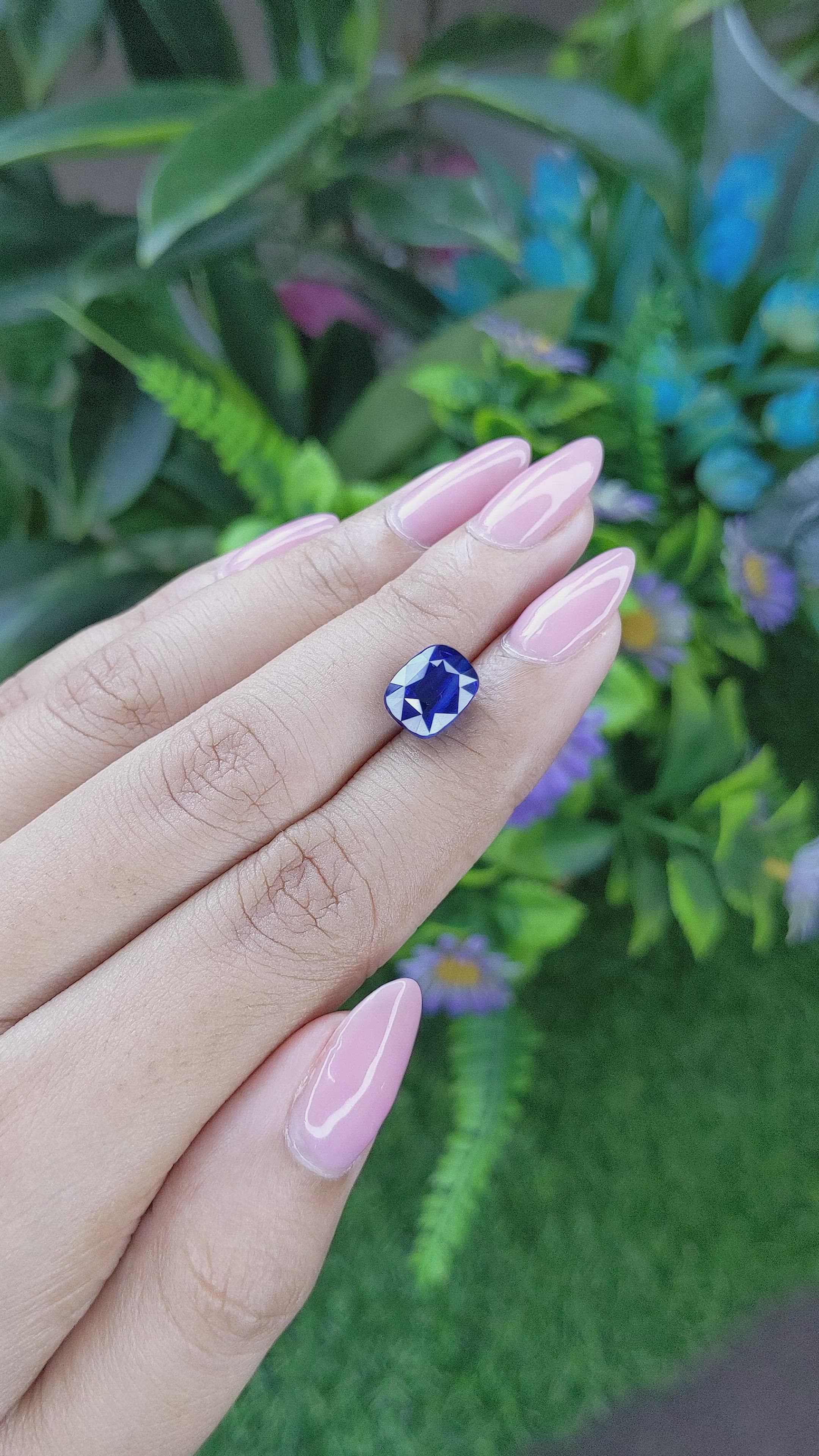 4.52 Ct. Blue Sapphire from Madagascar Size Video