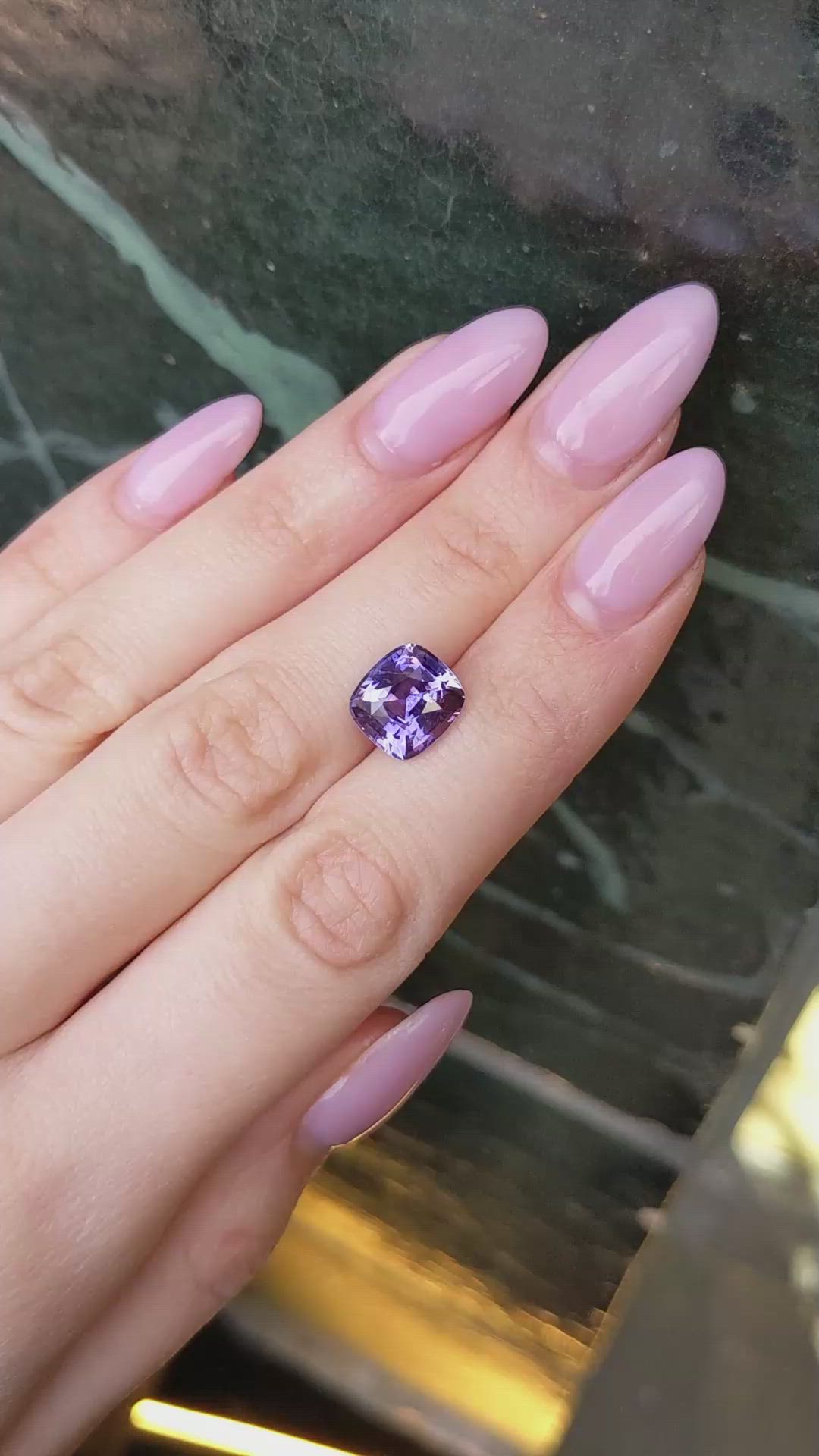 5.55 Ct. Pinkish Purple Sapphire from Ceylon (Sri Lanka) Size Video