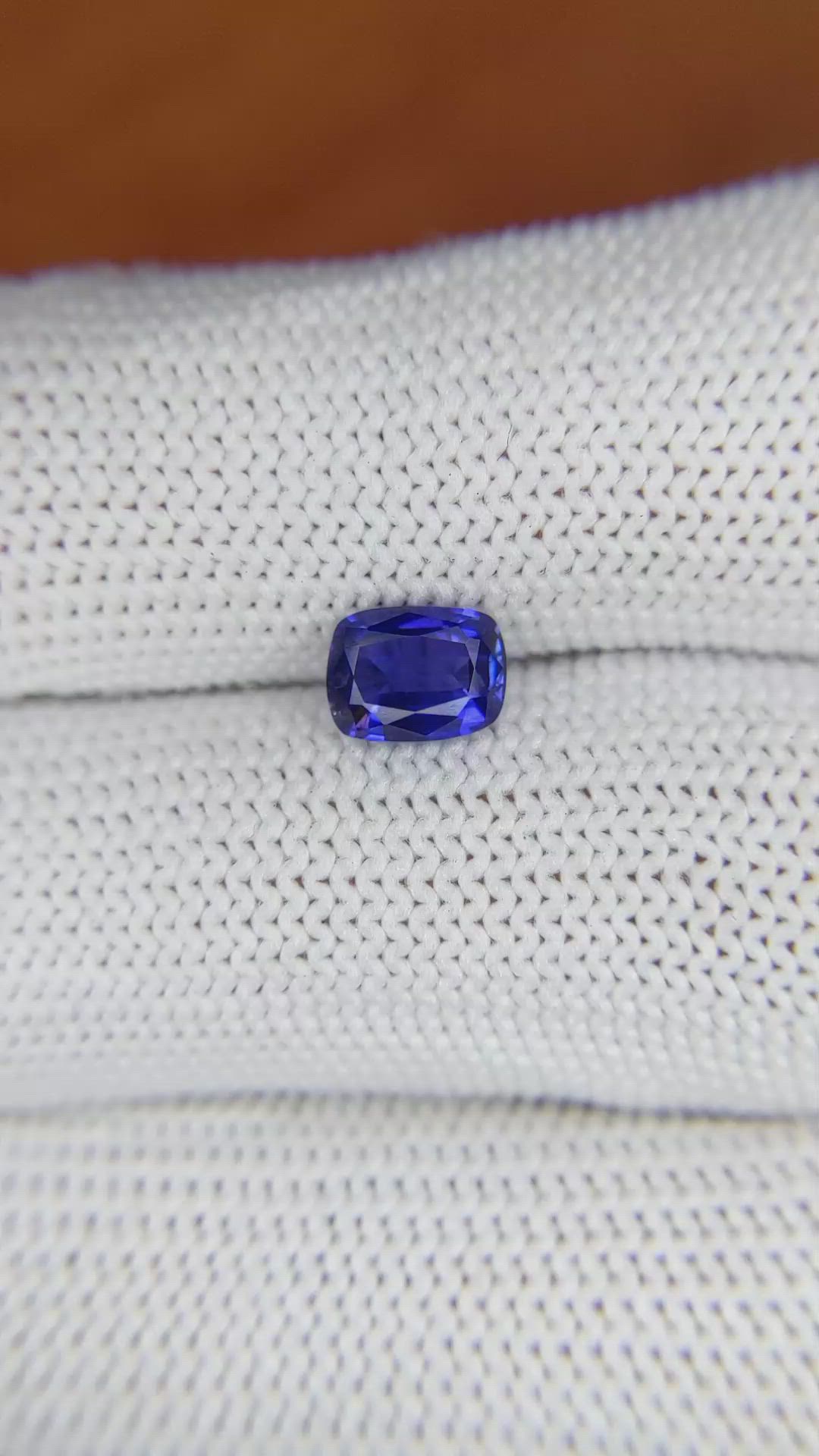 1.17 Ct. Violet Sapphire from Ceylon (Sri Lanka) Size Video