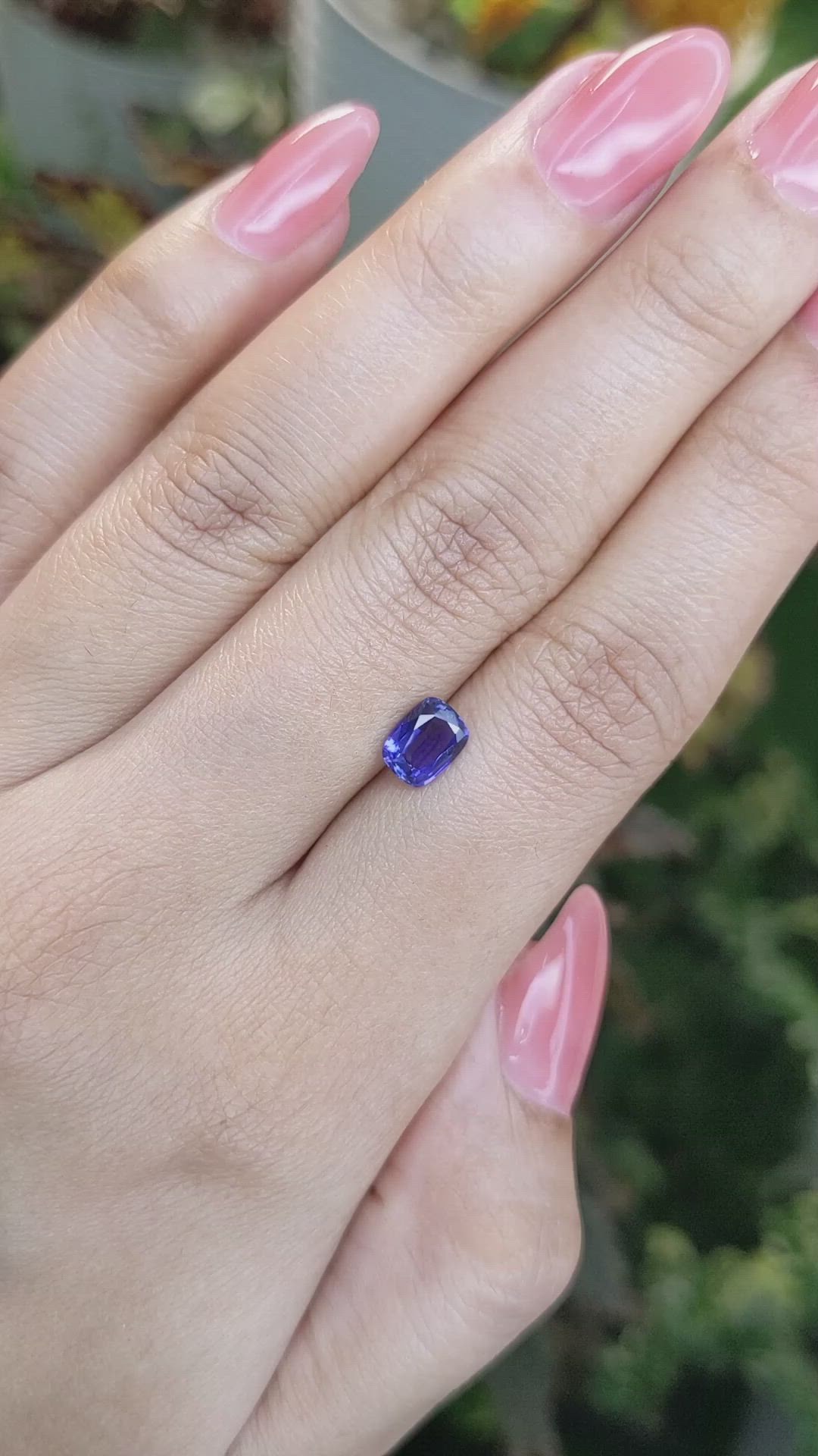 1.17 Ct. Violet Sapphire from Ceylon (Sri Lanka) Size Video