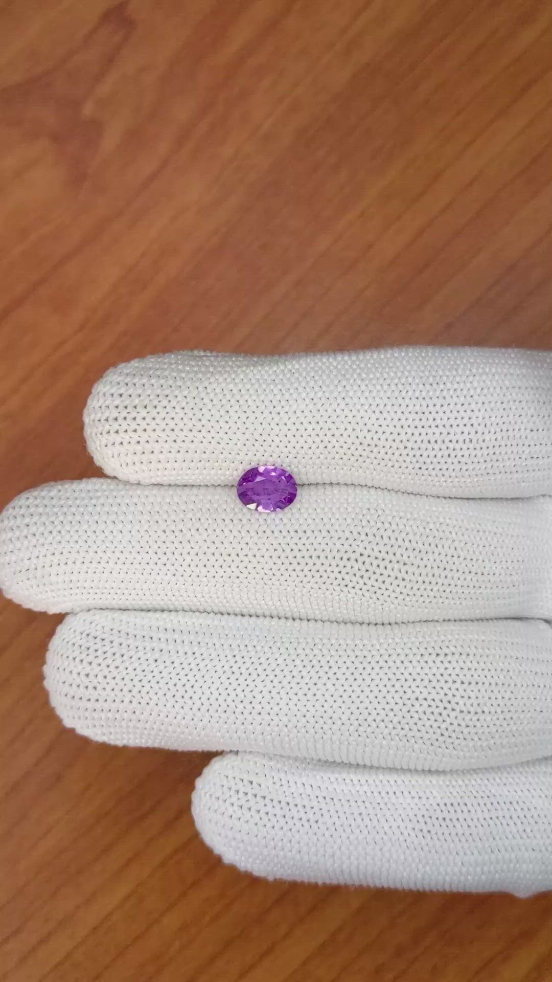 0.99 Ct. Pinkish Purple Sapphire from Ceylon (Sri Lanka) Size Video