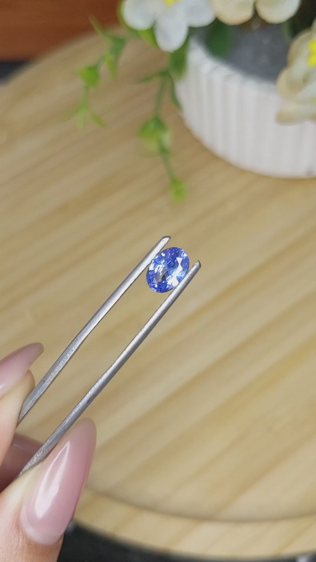 1.15 Ct. Blue Sapphire from Ceylon (Sri Lanka) Size Video
