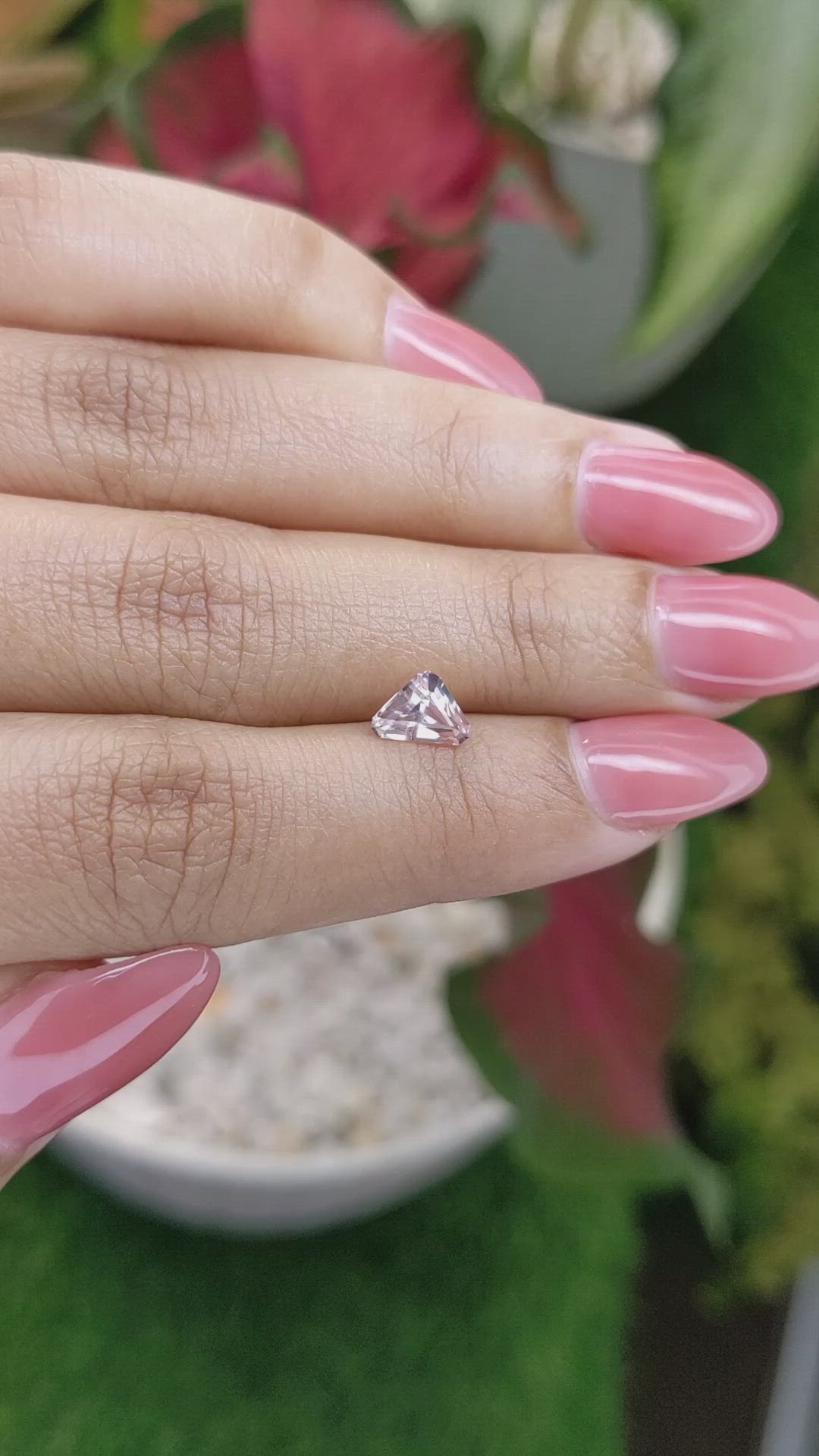 0.98 Ct. Peach Sapphire from Ceylon (Sri Lanka) Size Video