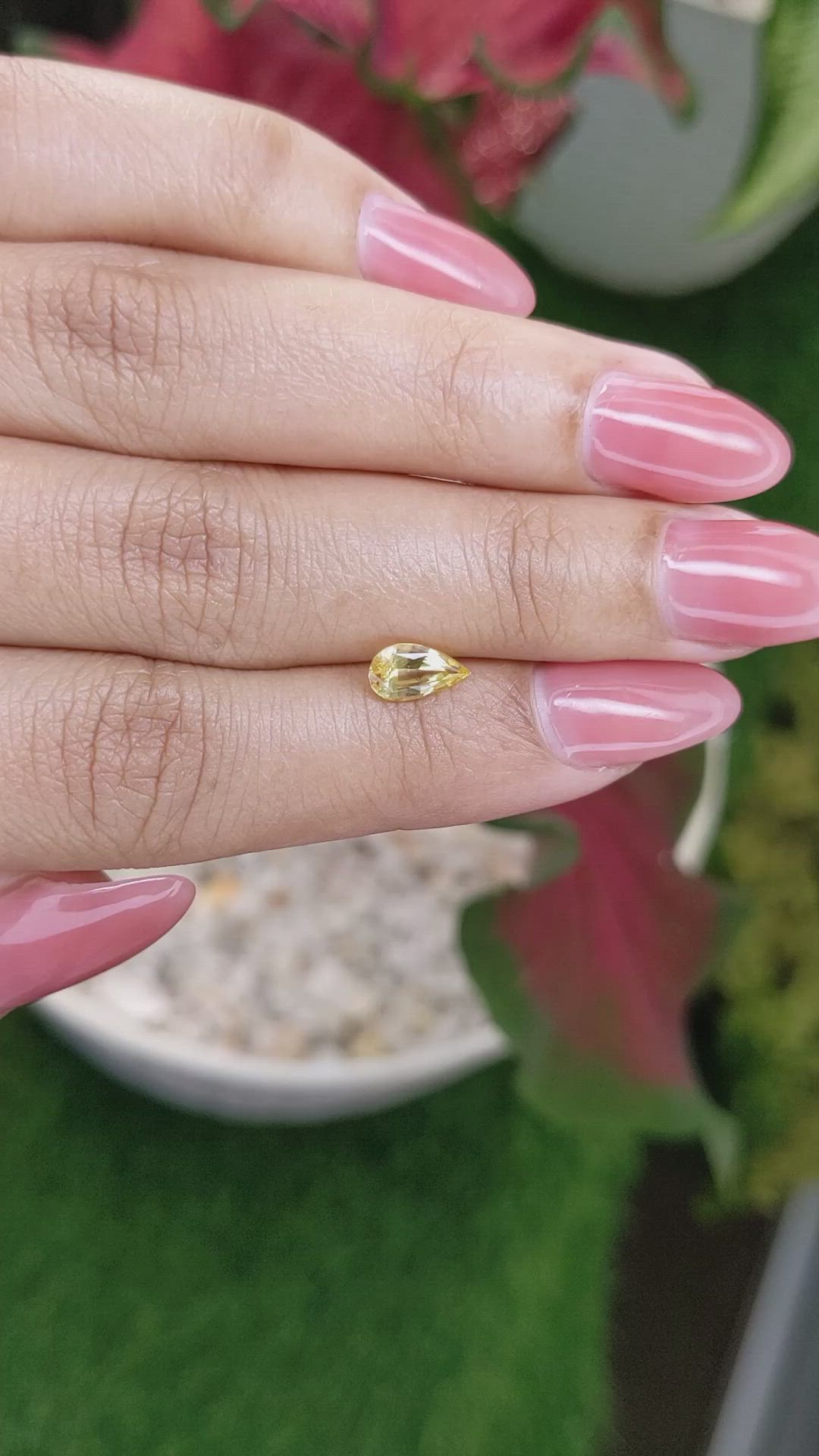 0.89 Ct. Yellow Sapphire from Ceylon (Sri Lanka) Size Video