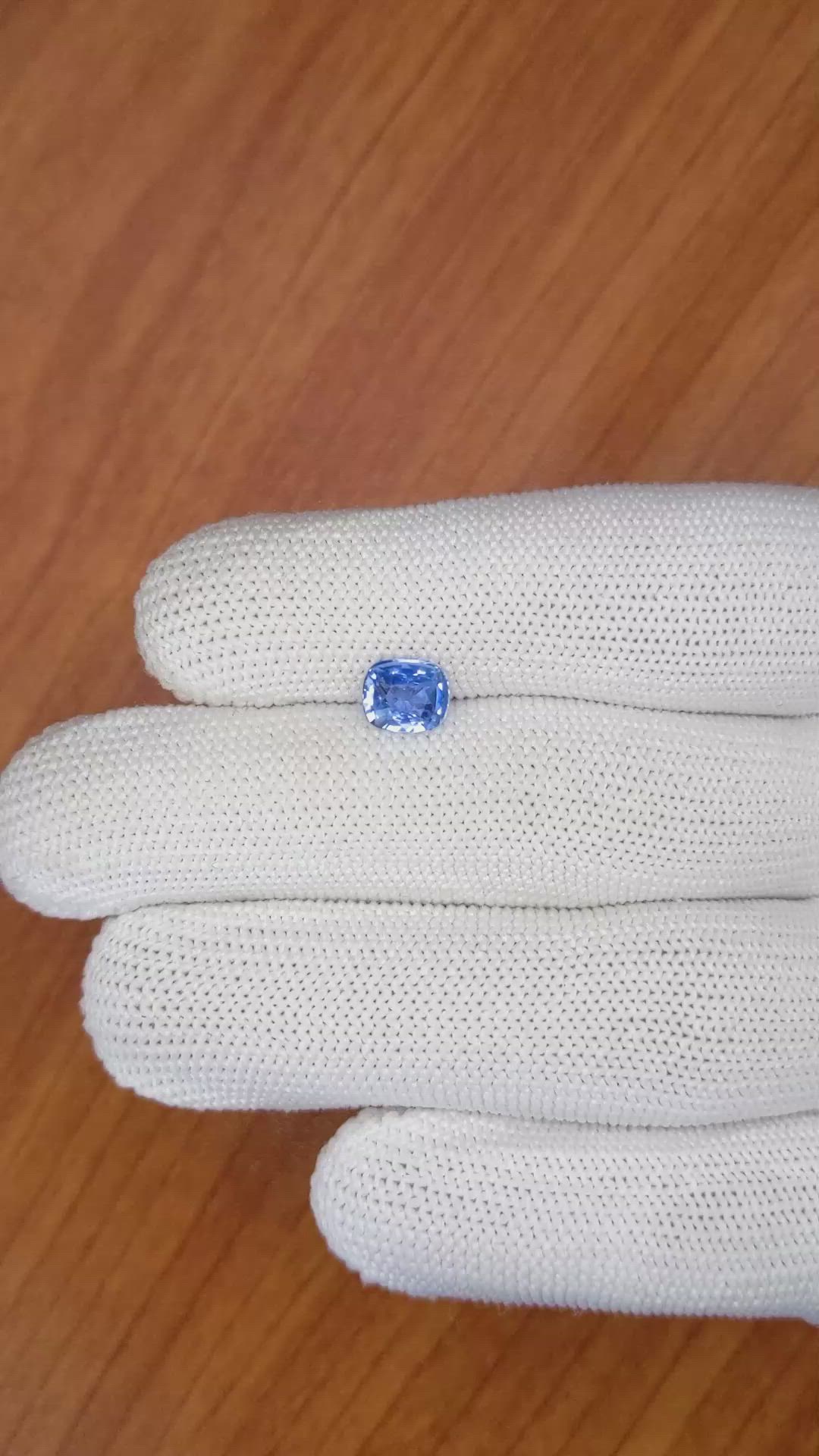 1.37 Ct. Blue Sapphire from Ceylon (Sri Lanka) Size Video