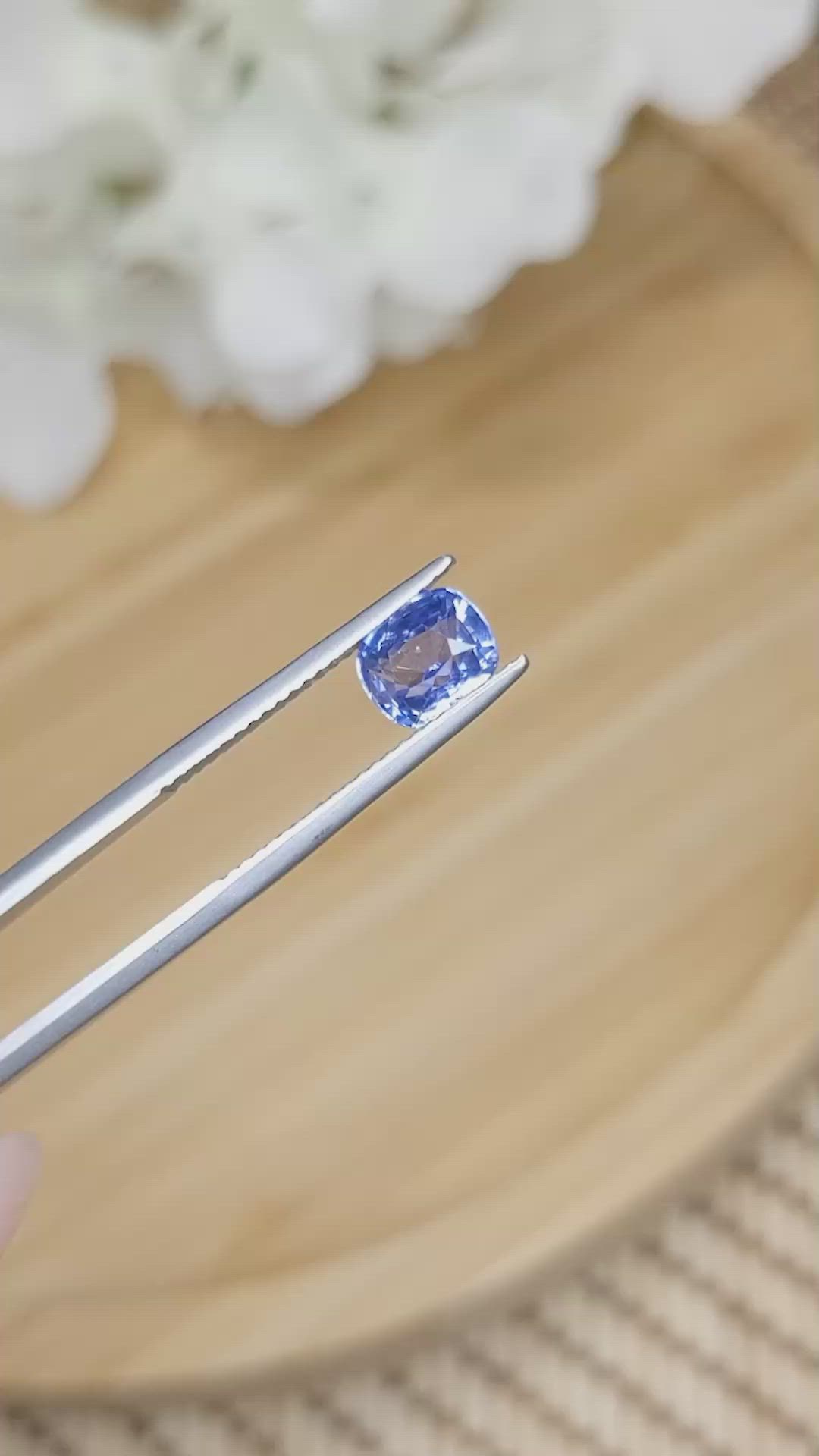 1.37 Ct. Blue Sapphire from Ceylon (Sri Lanka) Size Video