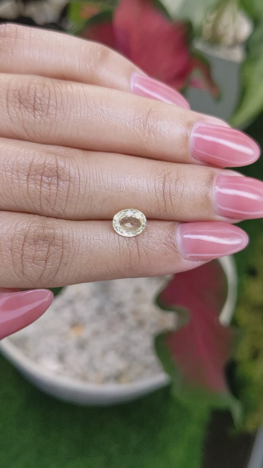 1.43 Ct. Yellow Sapphire from Ceylon (Sri Lanka) Size Video