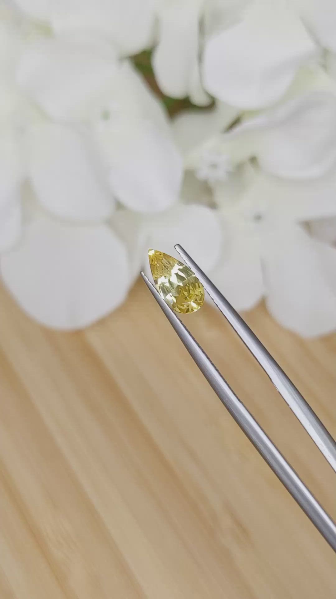1.30 Ct. Yellow Sapphire from Ceylon (Sri Lanka) Size Video