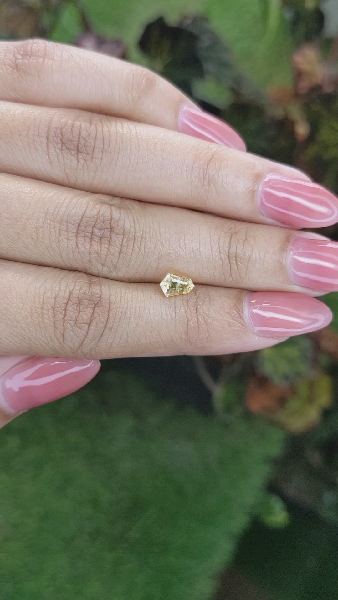0.91 Ct. Yellow Sapphire from Ceylon (Sri Lanka) Size Video