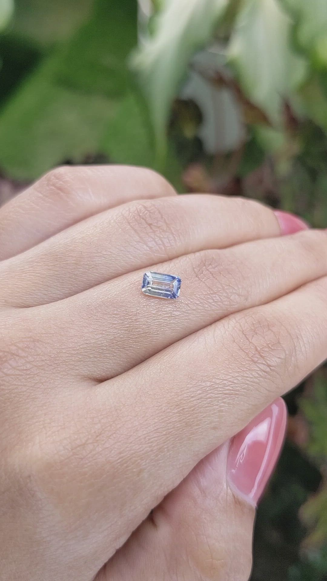 1.06 Ct. Bi Color Sapphire from Ceylon (Sri Lanka) Size Video