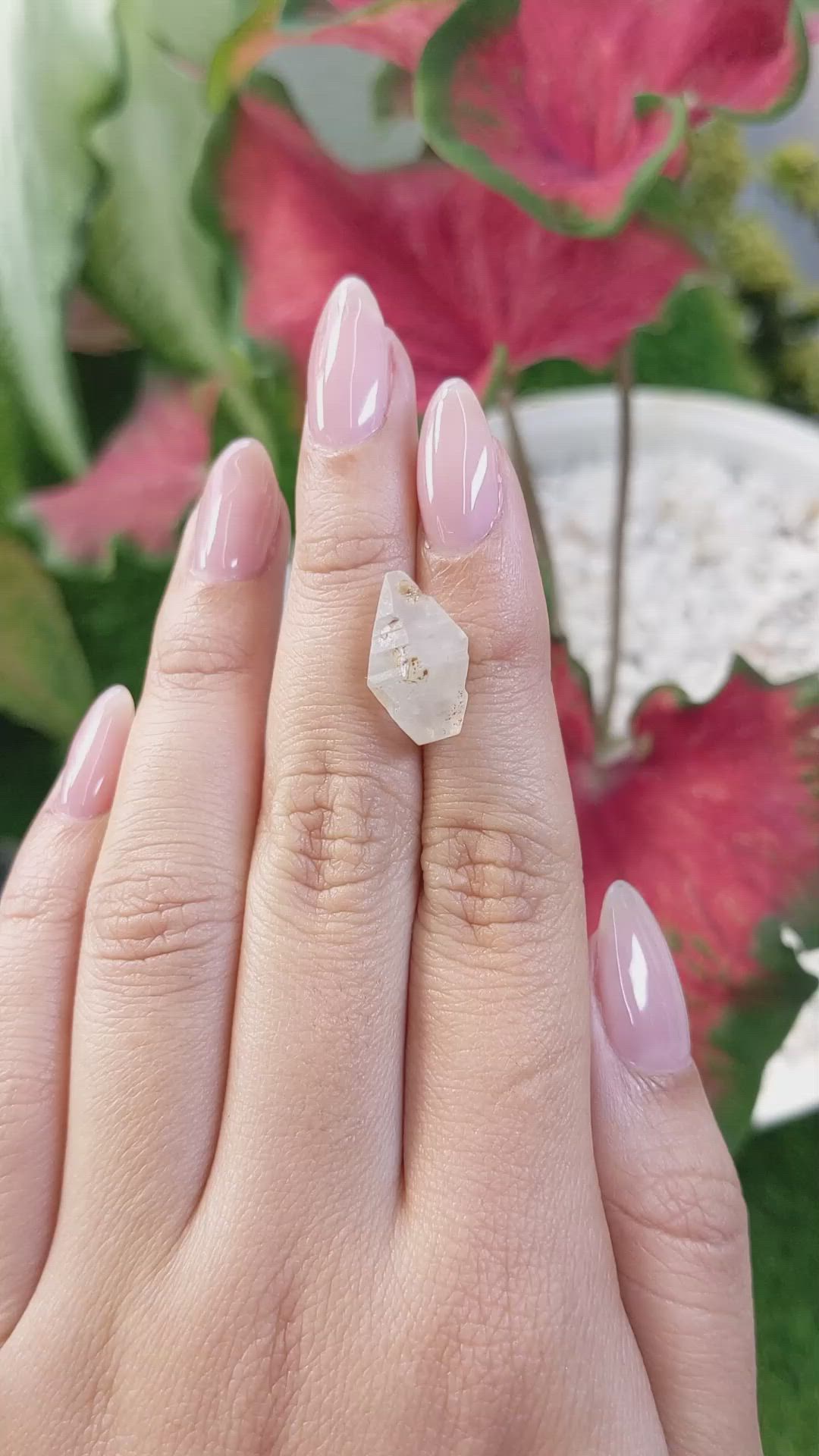 11.59 Ct. Yellow Sapphire Crystal from Ceylon (Sri Lanka) Size Video