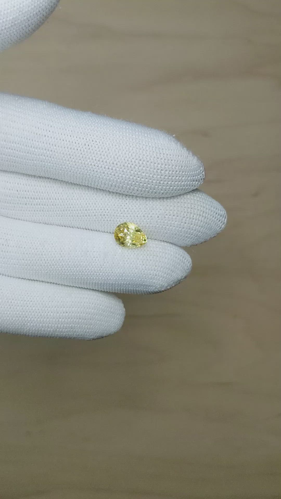 3.49 Ct. Yellow Sapphire from Ceylon (Sri Lanka) Size Video