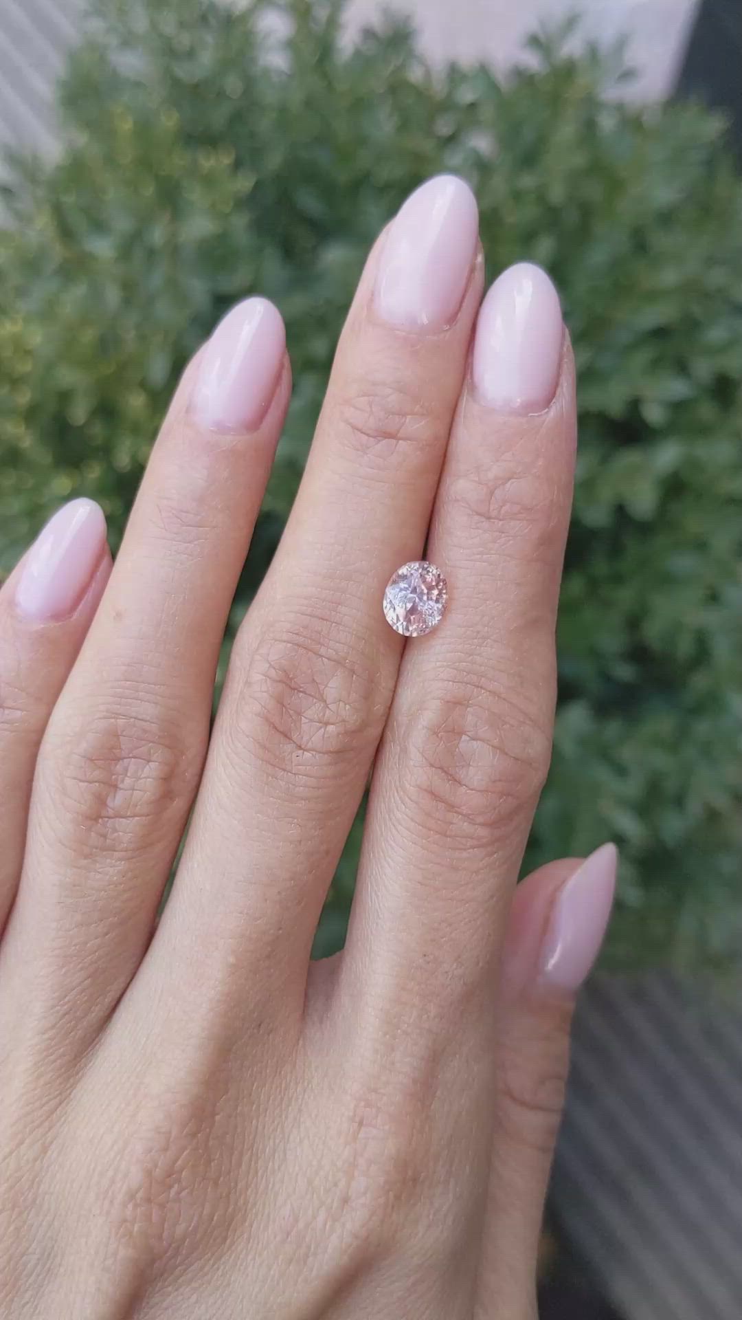 2.33 Ct. Padparadscha Sapphire from Ceylon (Sri Lanka) Size Video