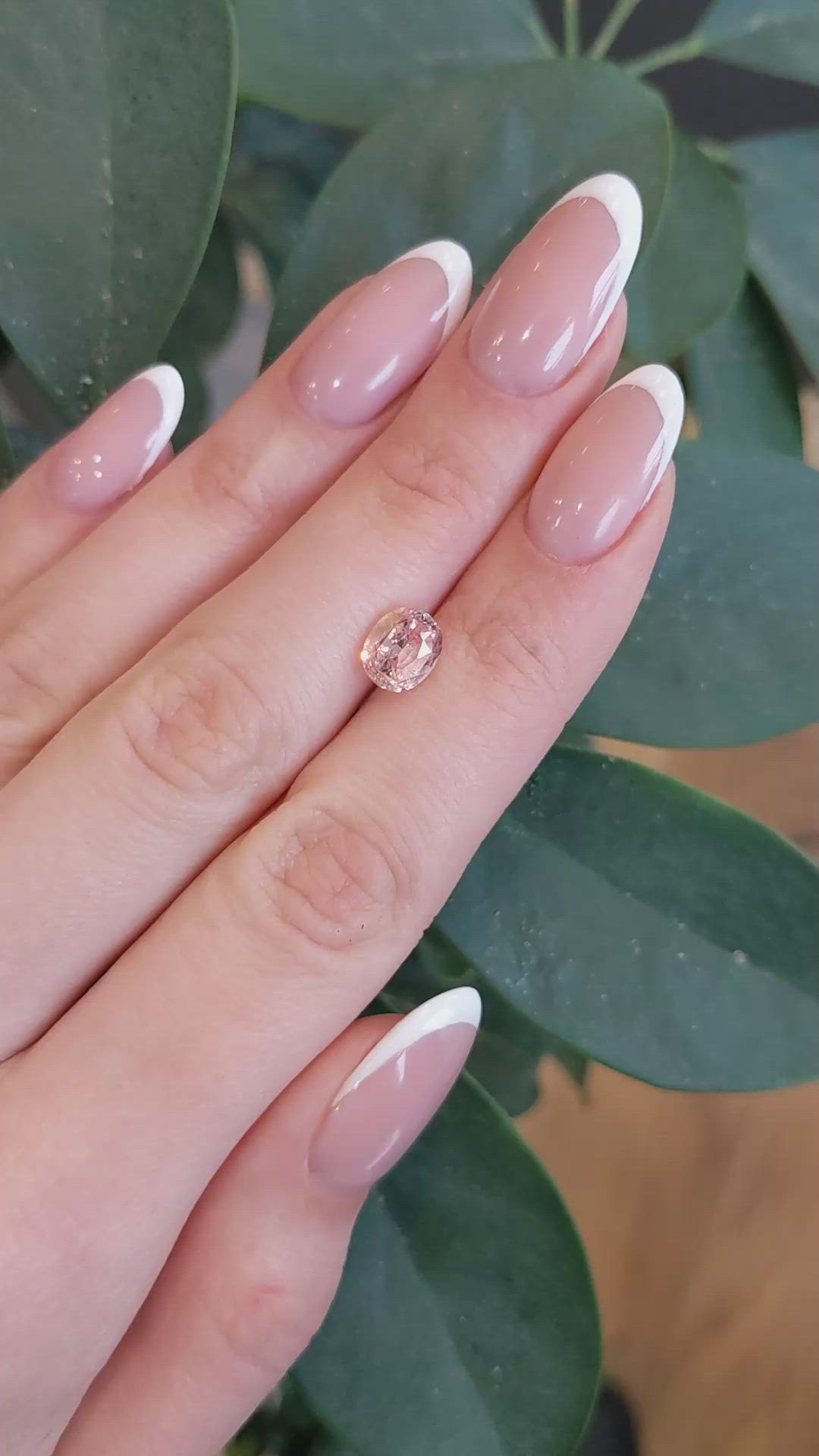 2.52 Ct. Padparadscha Sapphire from Ceylon (Sri Lanka) Size Video