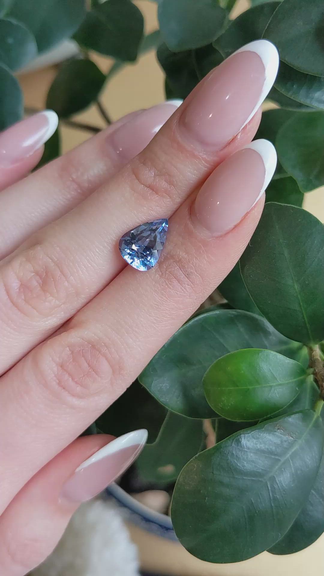 3.88 Ct. Blue Sapphire from Ceylon (Sri Lanka) Size Video