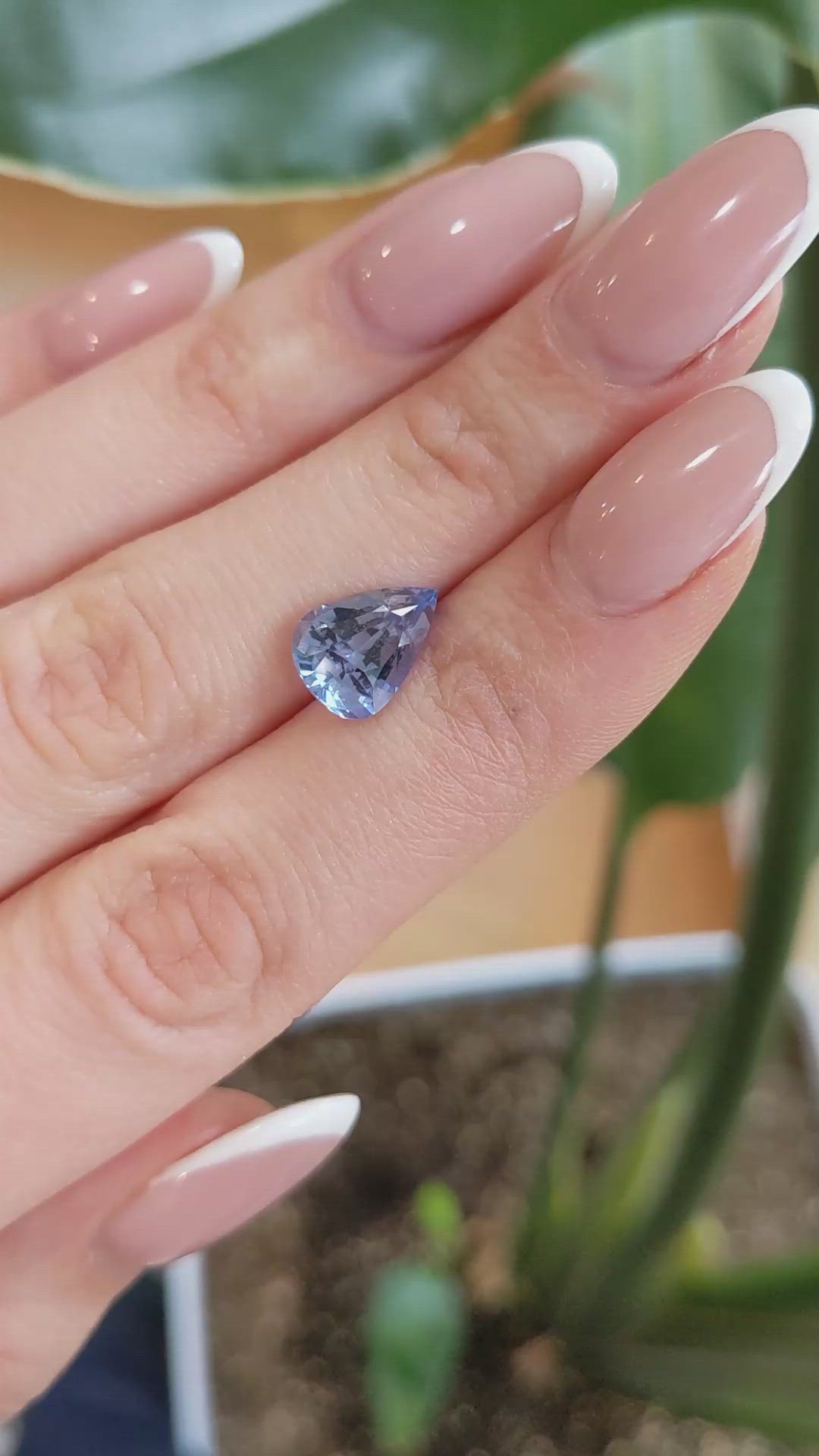 3.88 Ct. Blue Sapphire from Ceylon (Sri Lanka) Size Video