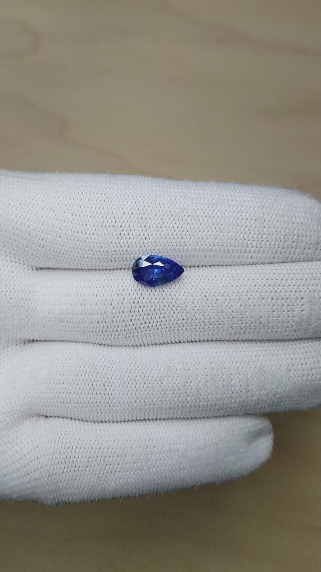 2.18 Ct. Blue Sapphire from Ceylon (Sri Lanka) Size Video