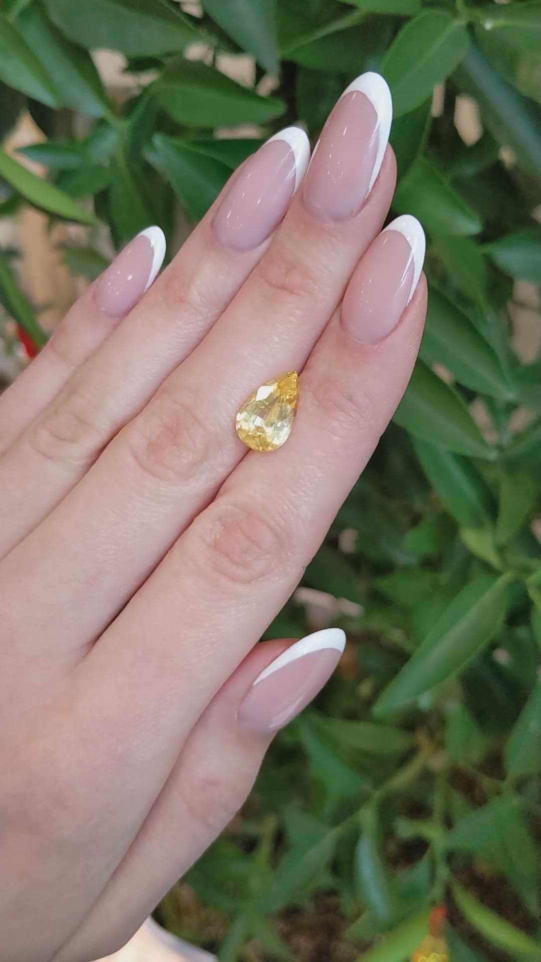 4.74 Ct. Yellow Sapphire from Ceylon (Sri Lanka) Size Video