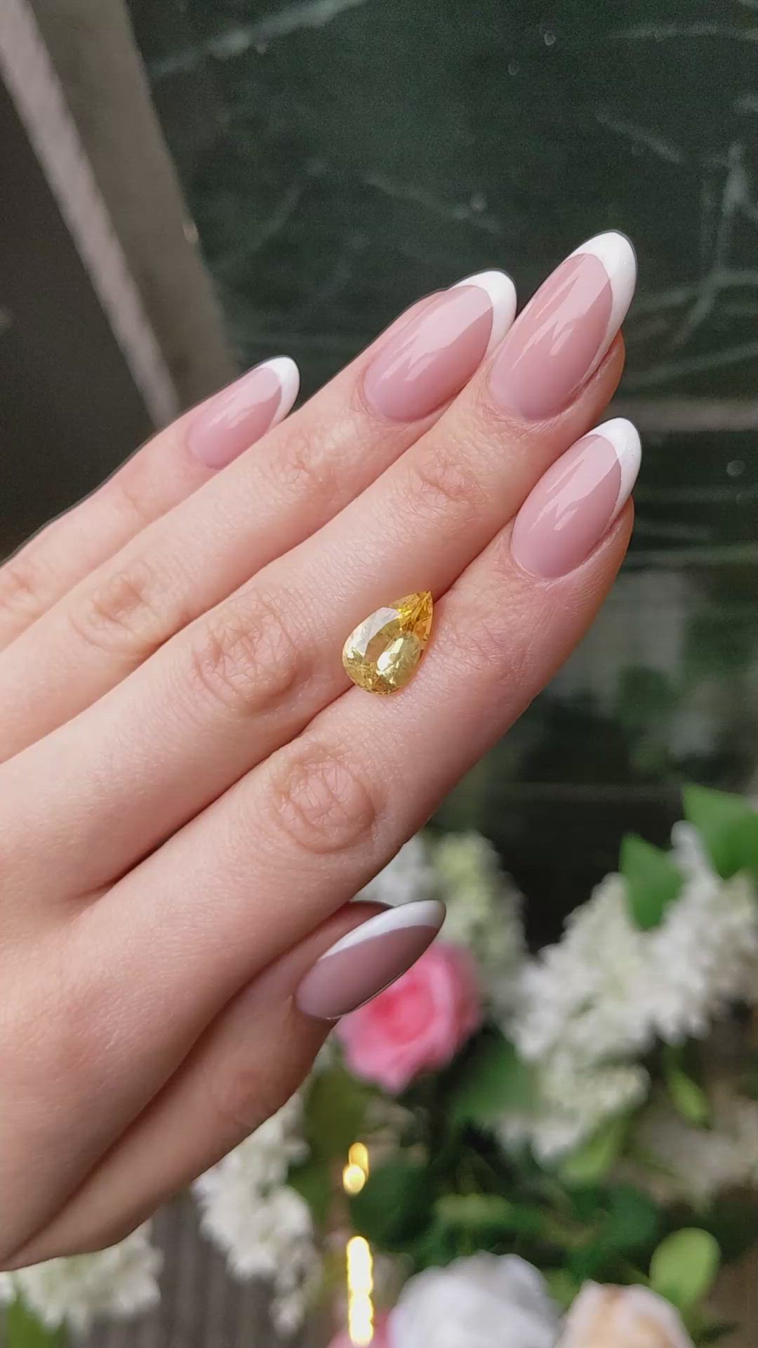 4.74 Ct. Yellow Sapphire from Ceylon (Sri Lanka) Size Video