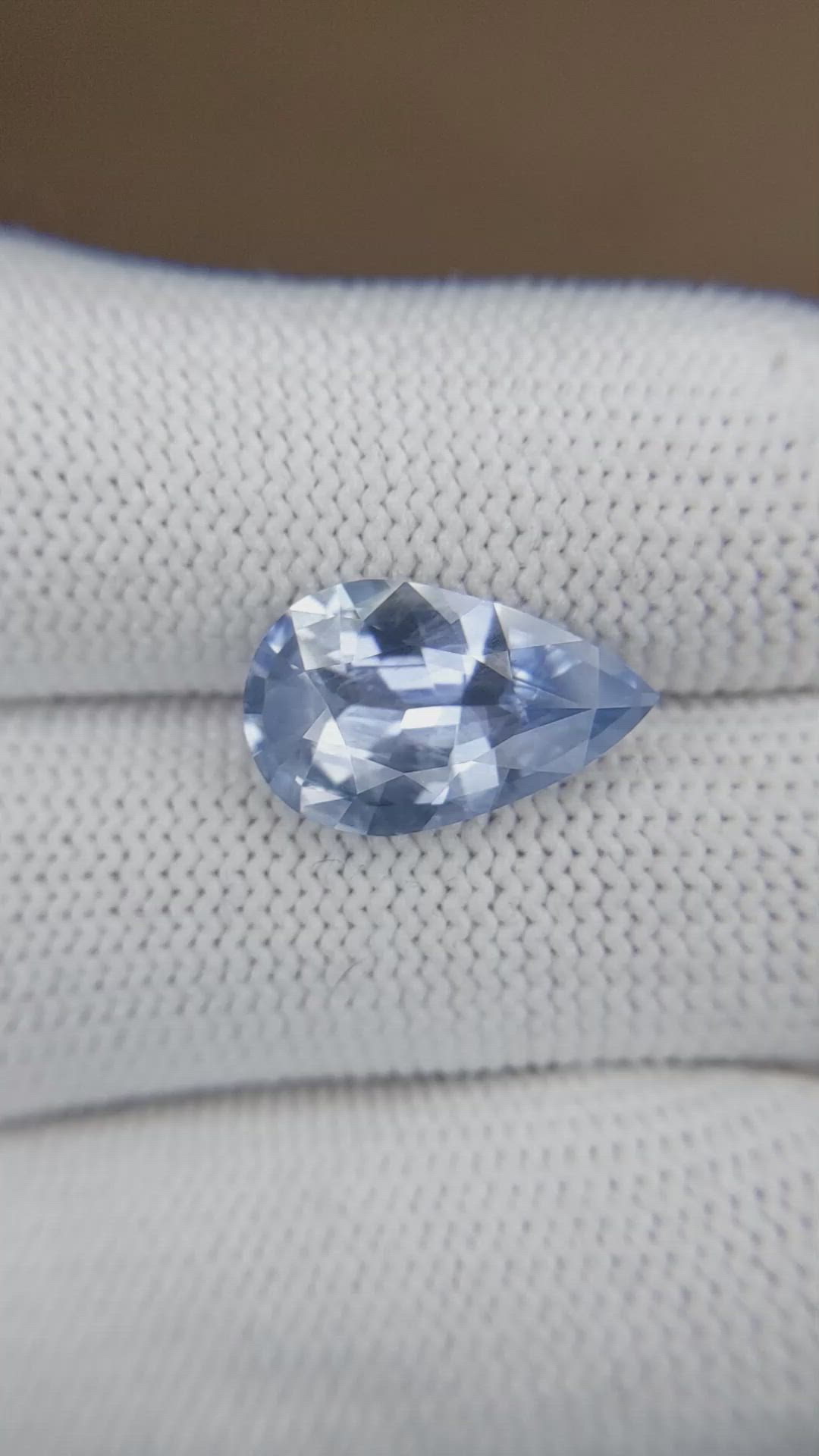 5.33 Ct. Blue Sapphire from Ceylon (Sri Lanka) Size Video