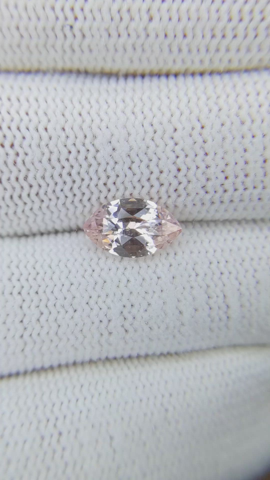 2.17 Ct. Padparadscha Sapphire from Ceylon (Sri Lanka) Size Video
