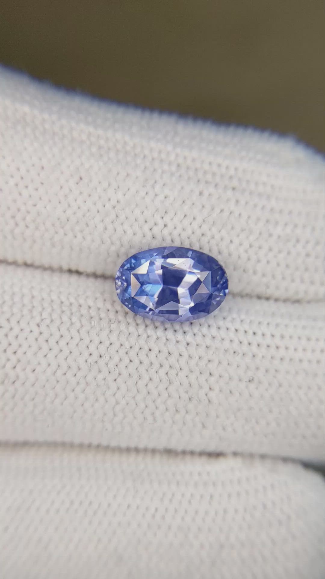 3.76 Ct. Blue Sapphire from Ceylon (Sri Lanka) Size Video