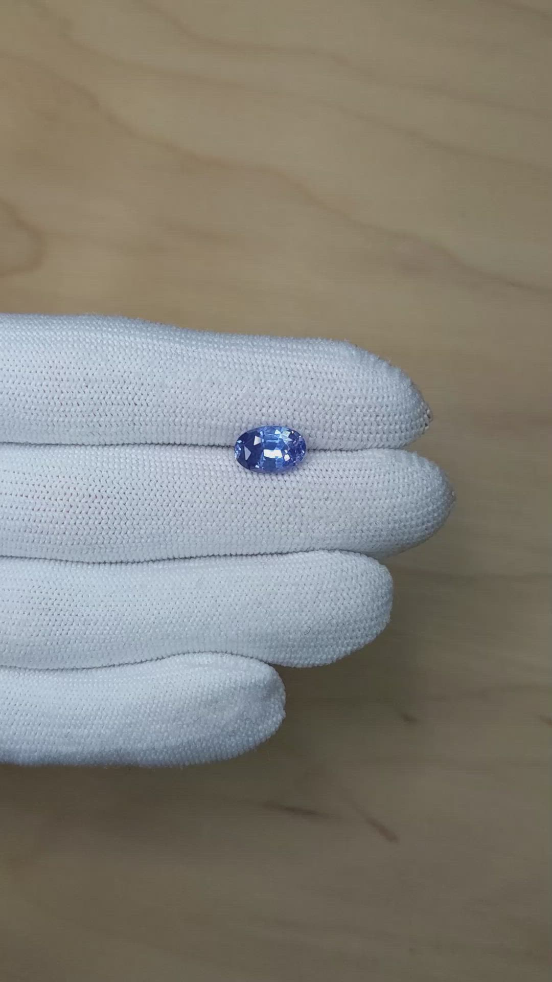 3.76 Ct. Blue Sapphire from Ceylon (Sri Lanka) Size Video