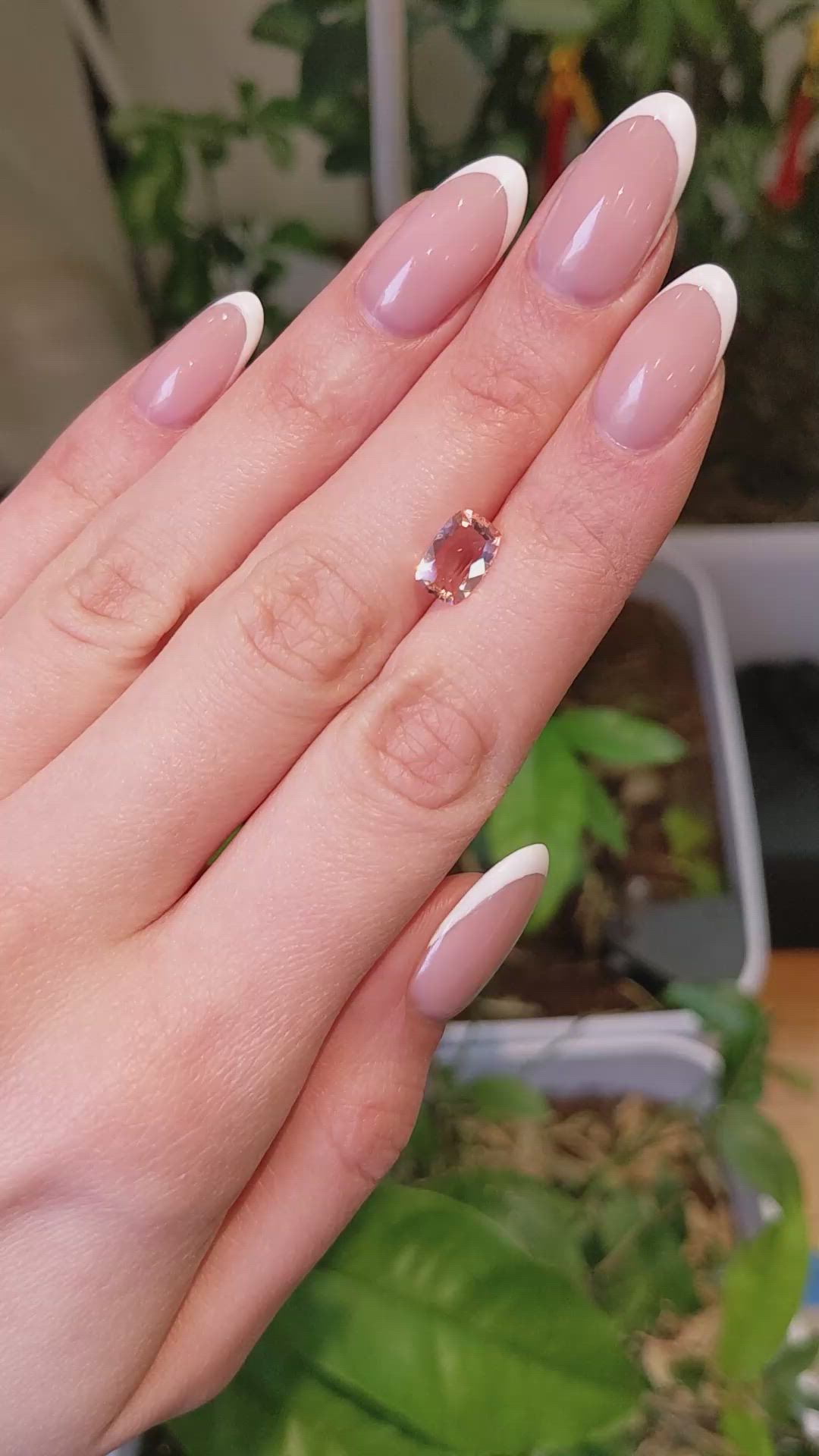 1.78 Ct. Padparadscha Sapphire from Ceylon (Sri Lanka) Size Video