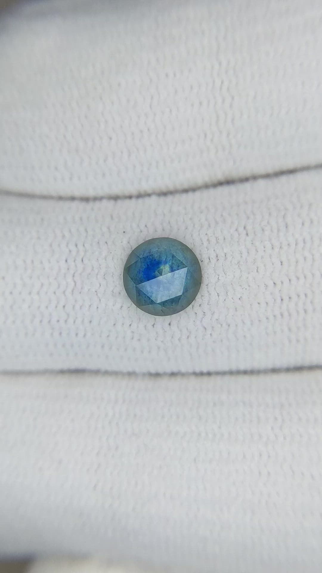 0.99 Ct. Greenish Blue Sapphire from Montana Size Video