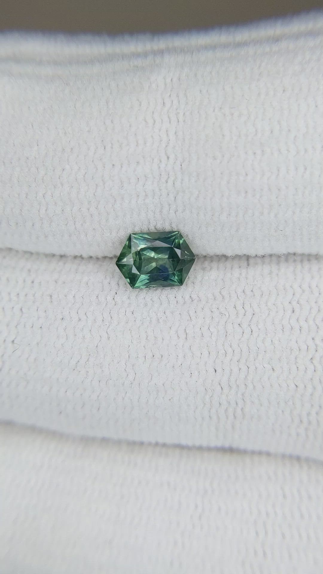 0.67 Ct. Bluish Green Sapphire from Montana Size Video