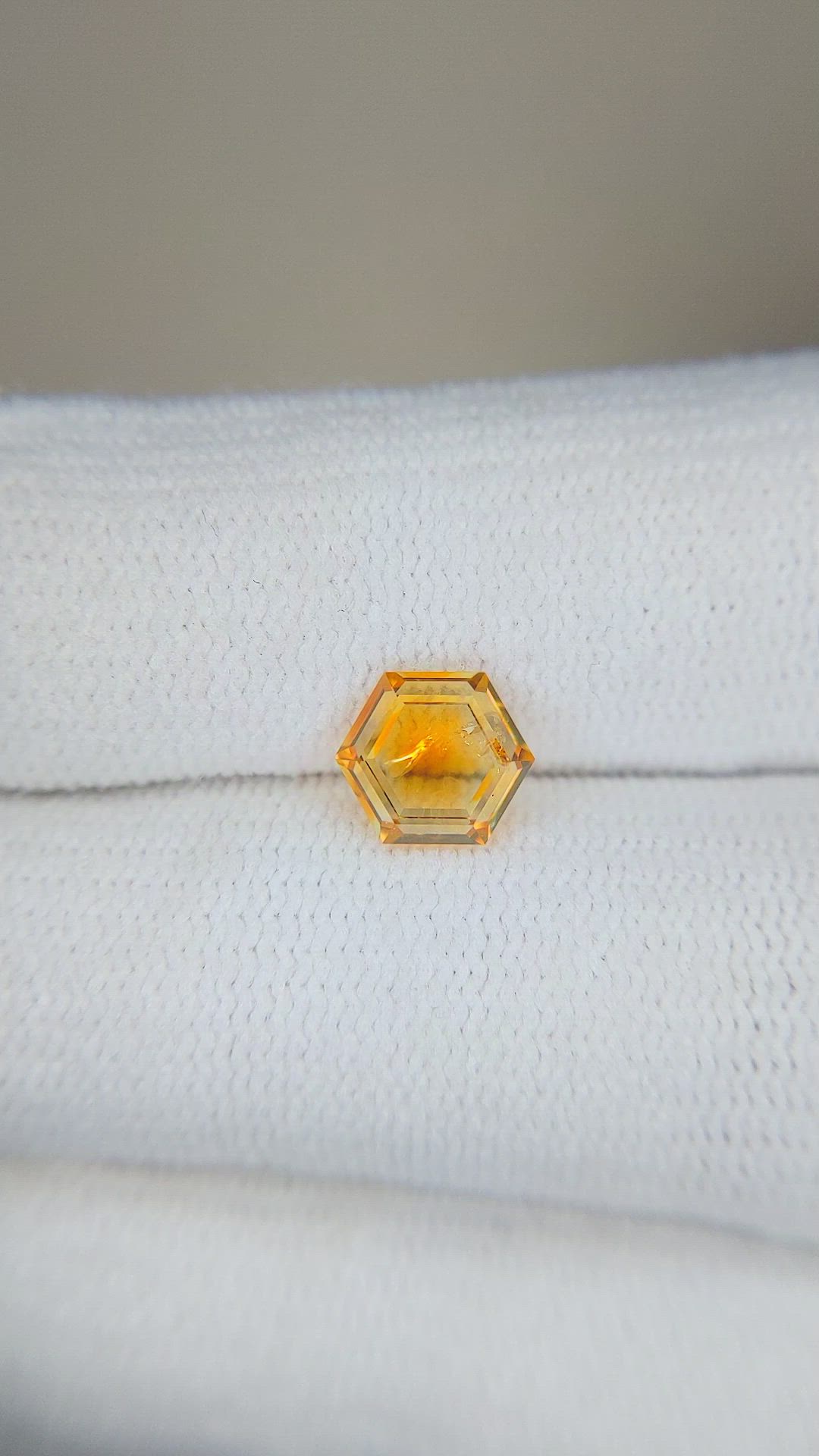 1.33 Ct. Yellowish Orange Sapphire from Montana Size Video
