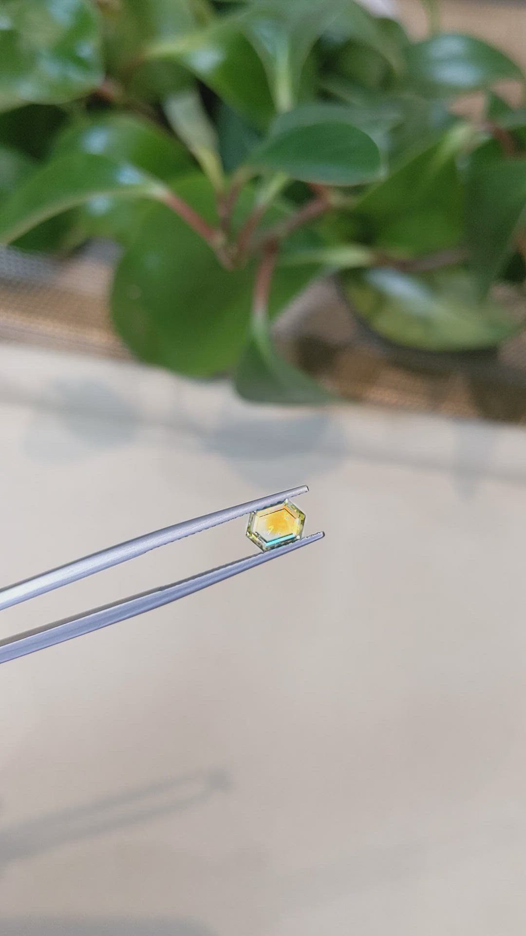 1.04 Ct. Bi Color Sapphire from Montana Size Video