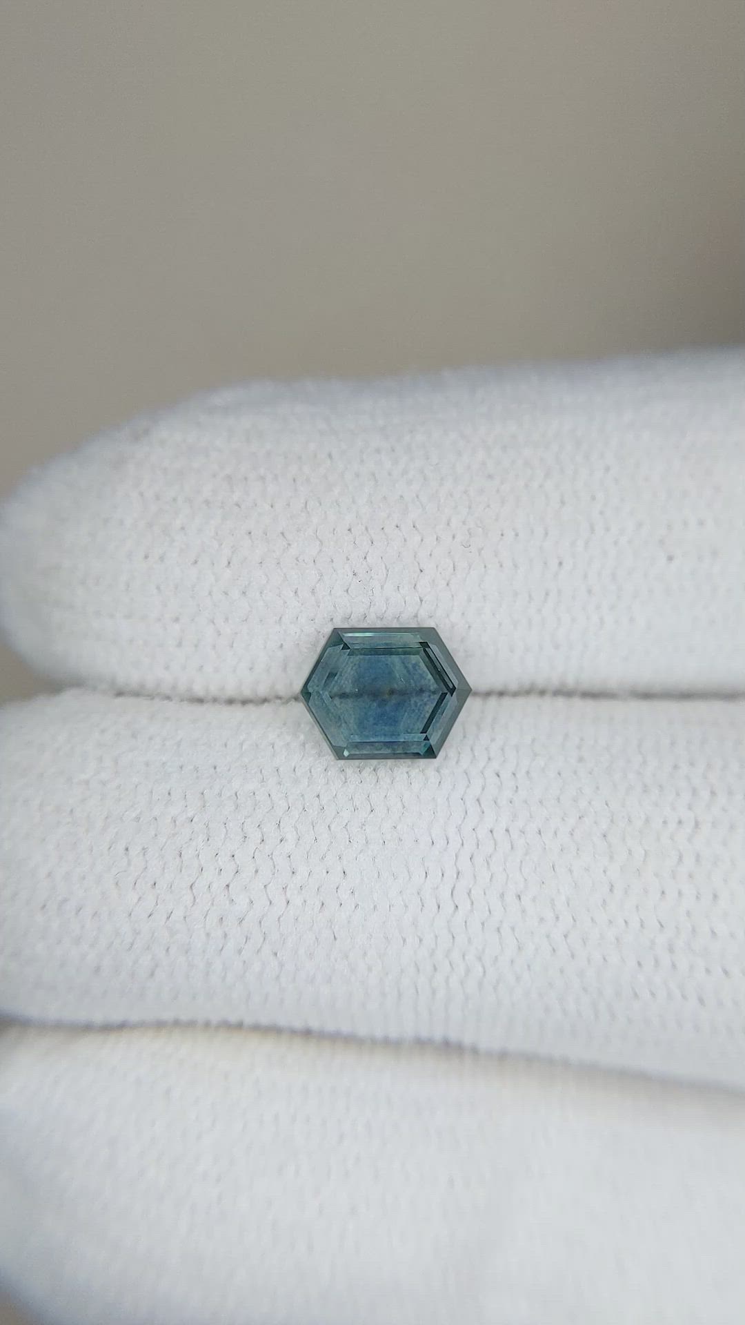 1.05 Ct. Greenish Blue Sapphire from Montana Size Video