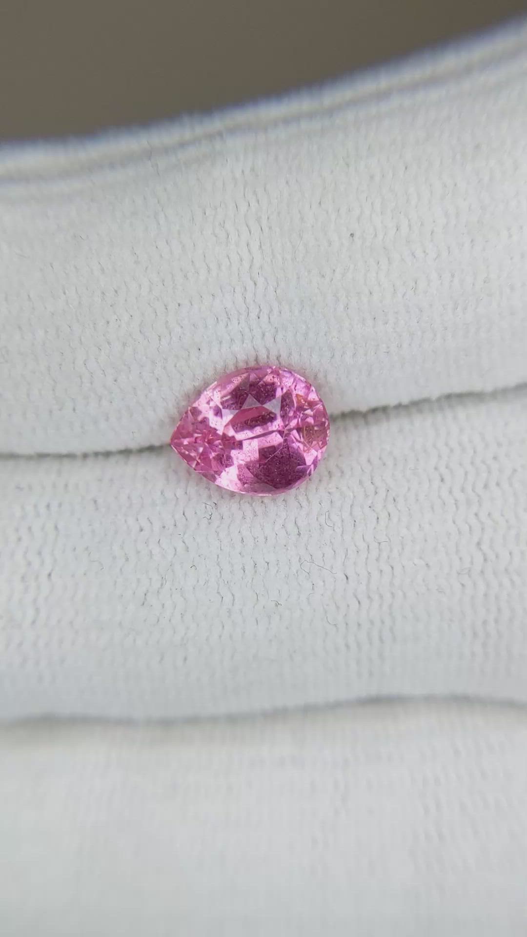 2.69 Ct. Pink Sapphire from Ceylon (Sri Lanka) Size Video