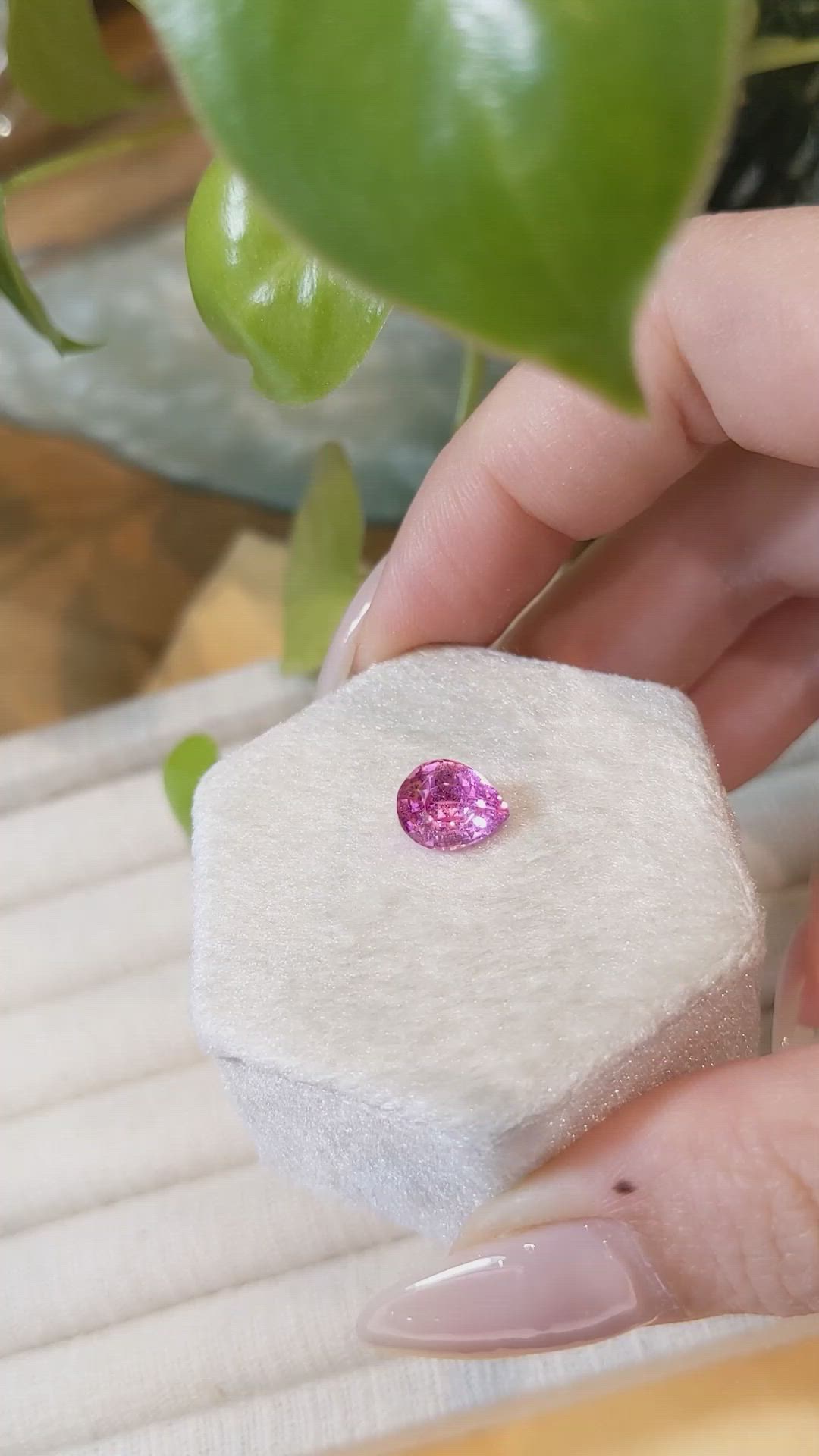 2.69 Ct. Pink Sapphire from Ceylon (Sri Lanka) Size Video