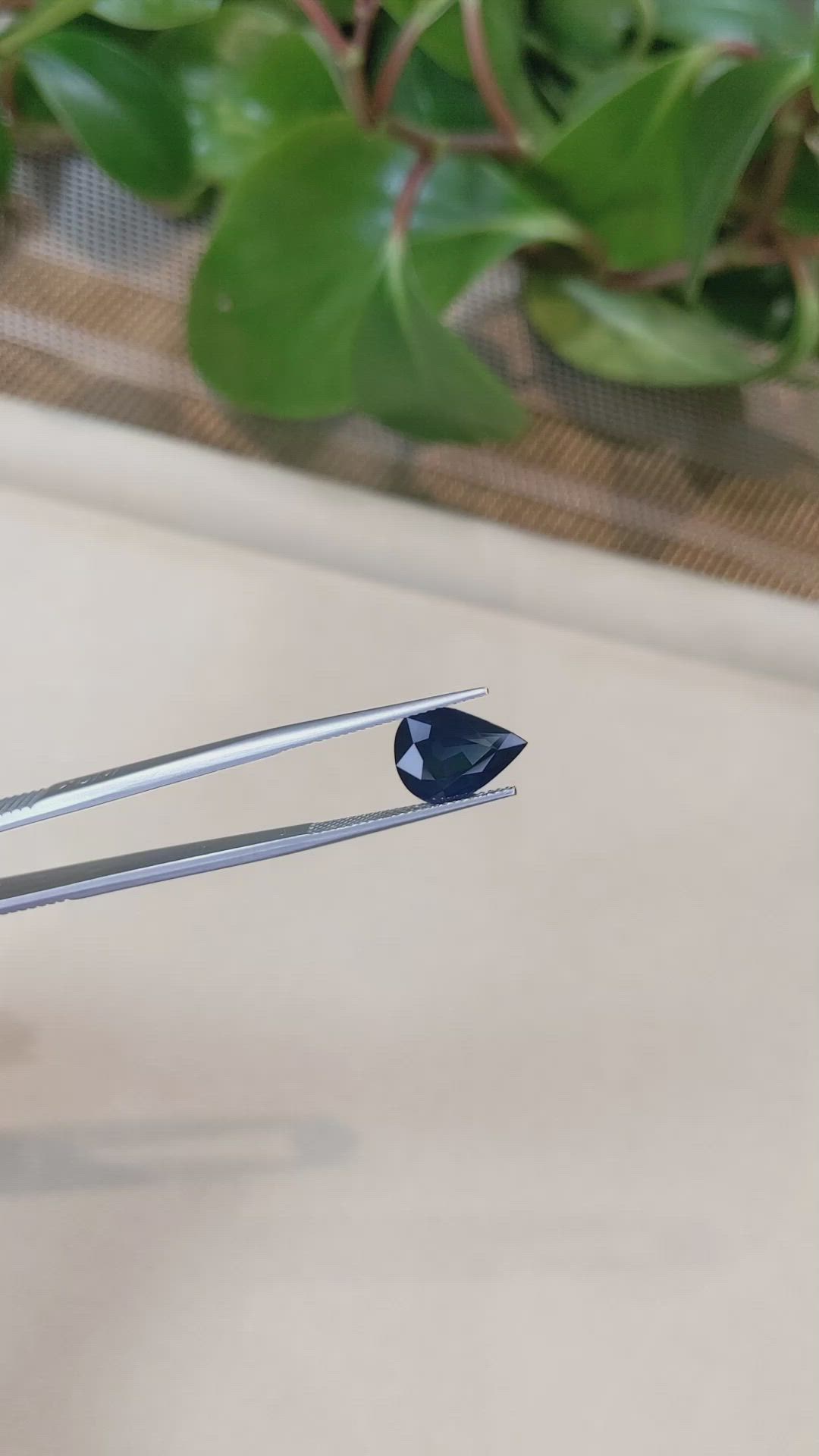 5.15 Ct. Blue Sapphire from Ceylon (Sri Lanka) Size Video