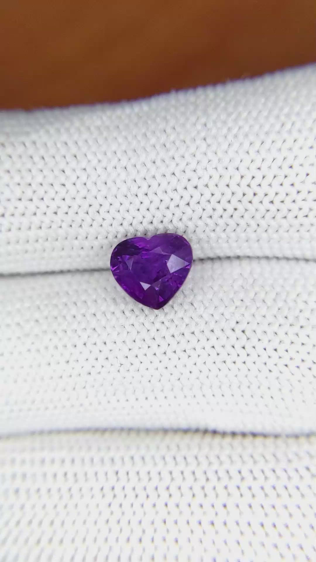 2.17 Ct. Pinkish Purple Sapphire from Ceylon (Sri Lanka) Size Video