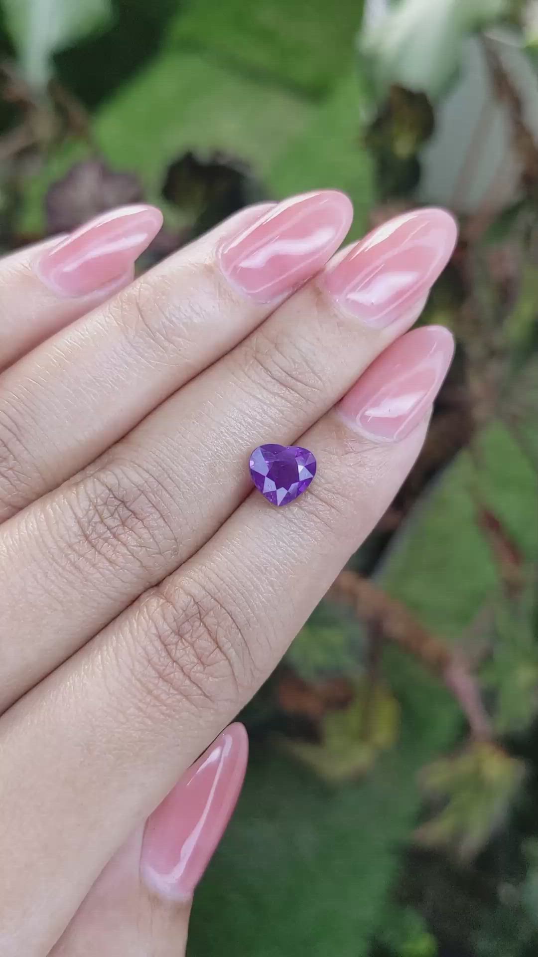2.17 Ct. Pinkish Purple Sapphire from Ceylon (Sri Lanka) Size Video