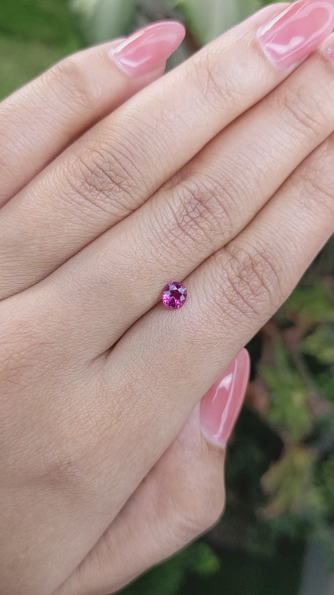 0.52 Ct. Reddish Pink Sapphire from Ceylon (Sri Lanka) Size Video
