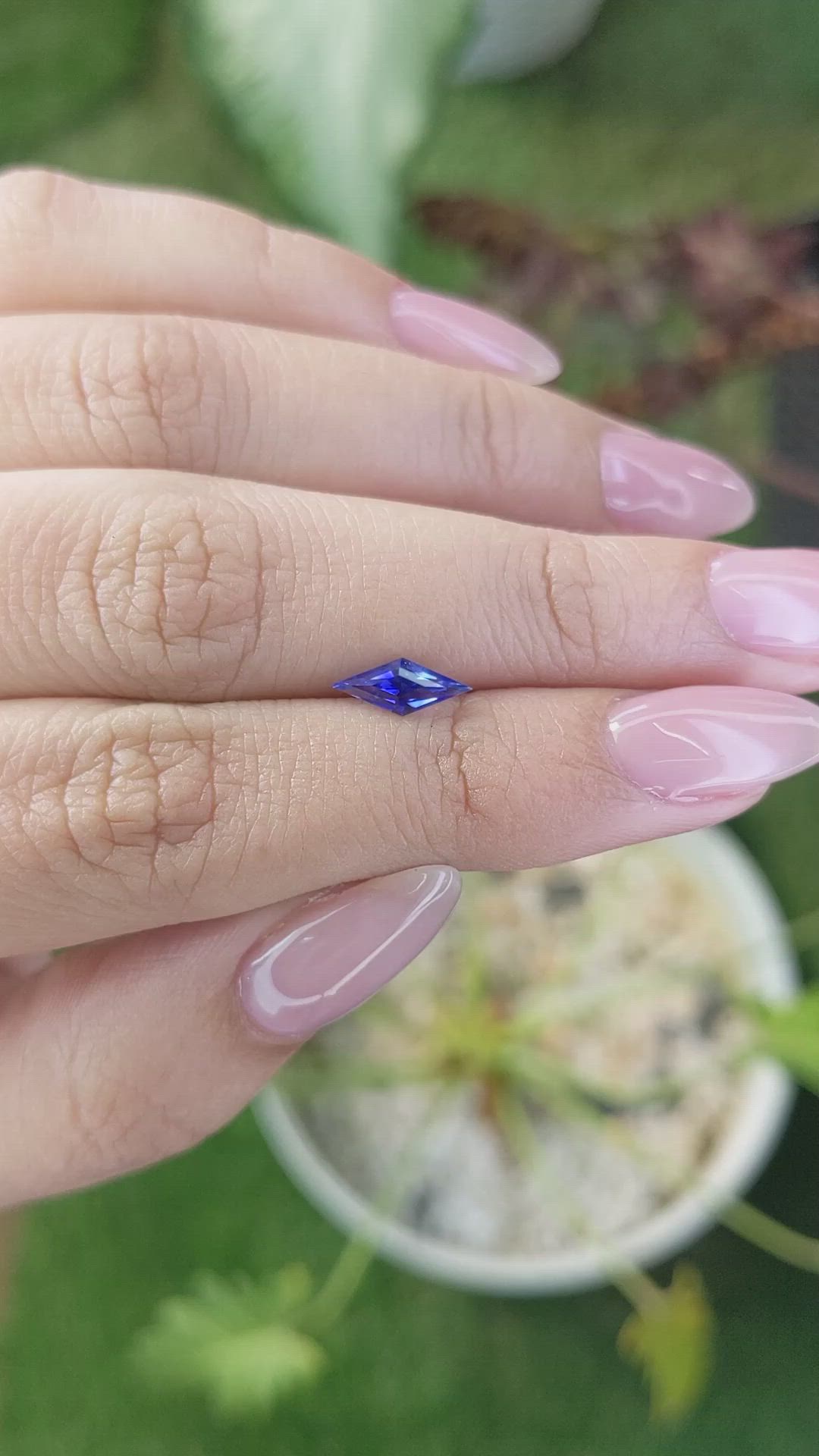 0.70 Ct. Blue Sapphire from Ceylon (Sri Lanka) Size Video