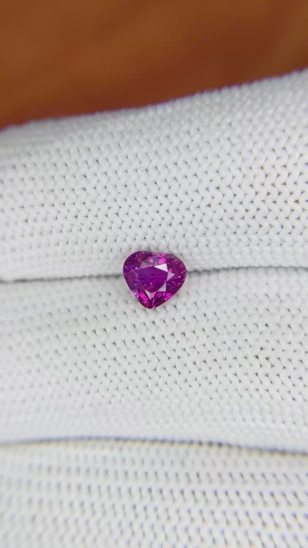 0.70 Ct. Purplish Pink Sapphire from Ceylon (Sri Lanka) Size Video