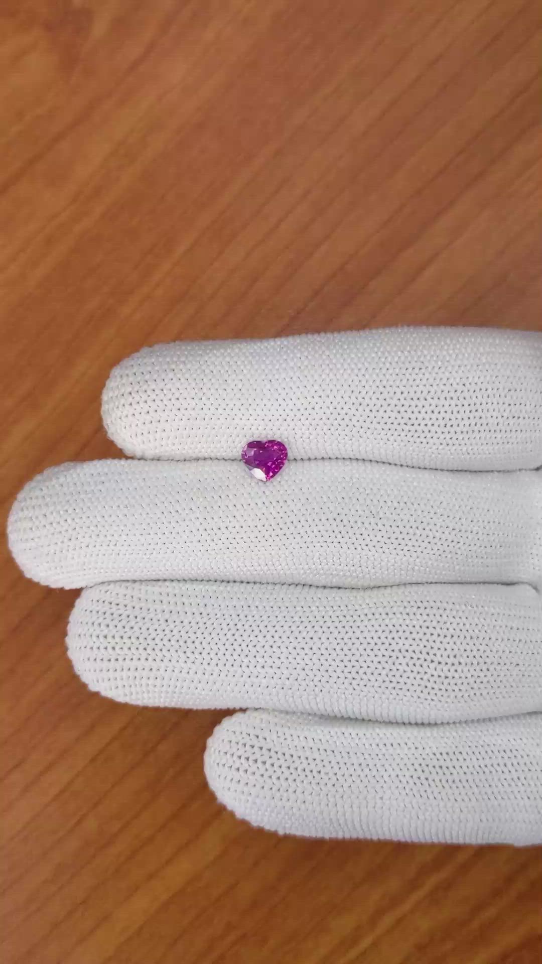 0.70 Ct. Purplish Pink Sapphire from Ceylon (Sri Lanka) Size Video