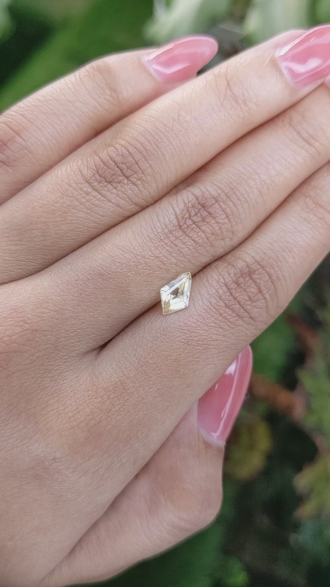 1.08 Ct. Yellow Sapphire from Ceylon (Sri Lanka) Size Video