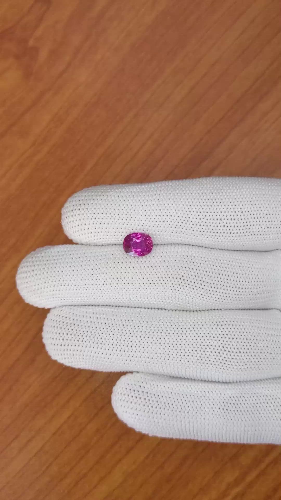 1.79 Ct. Pink Sapphire from Ceylon (Sri Lanka) Size Video