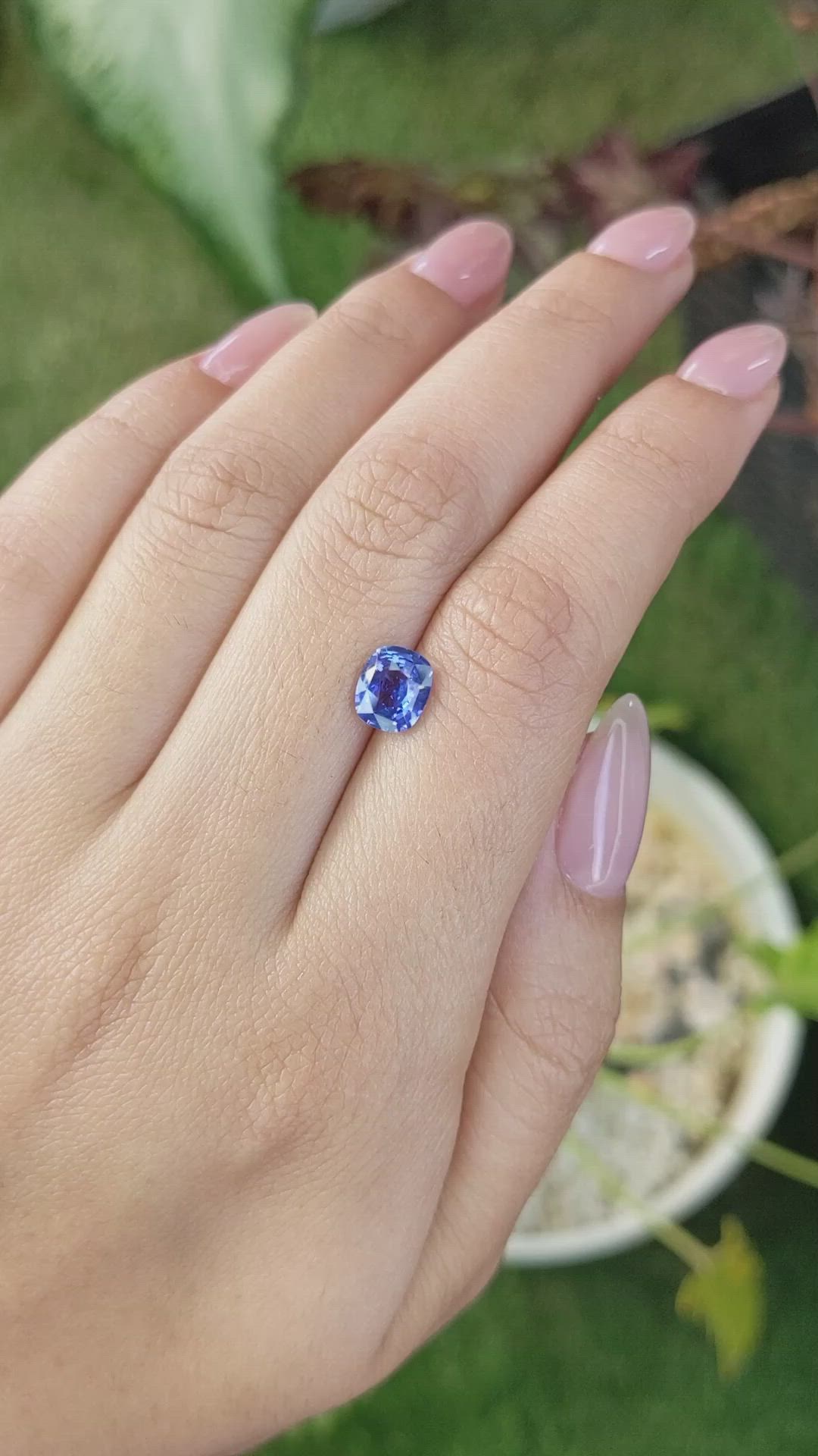 1.57 Ct. Blue Sapphire from Ceylon (Sri Lanka) Size Video