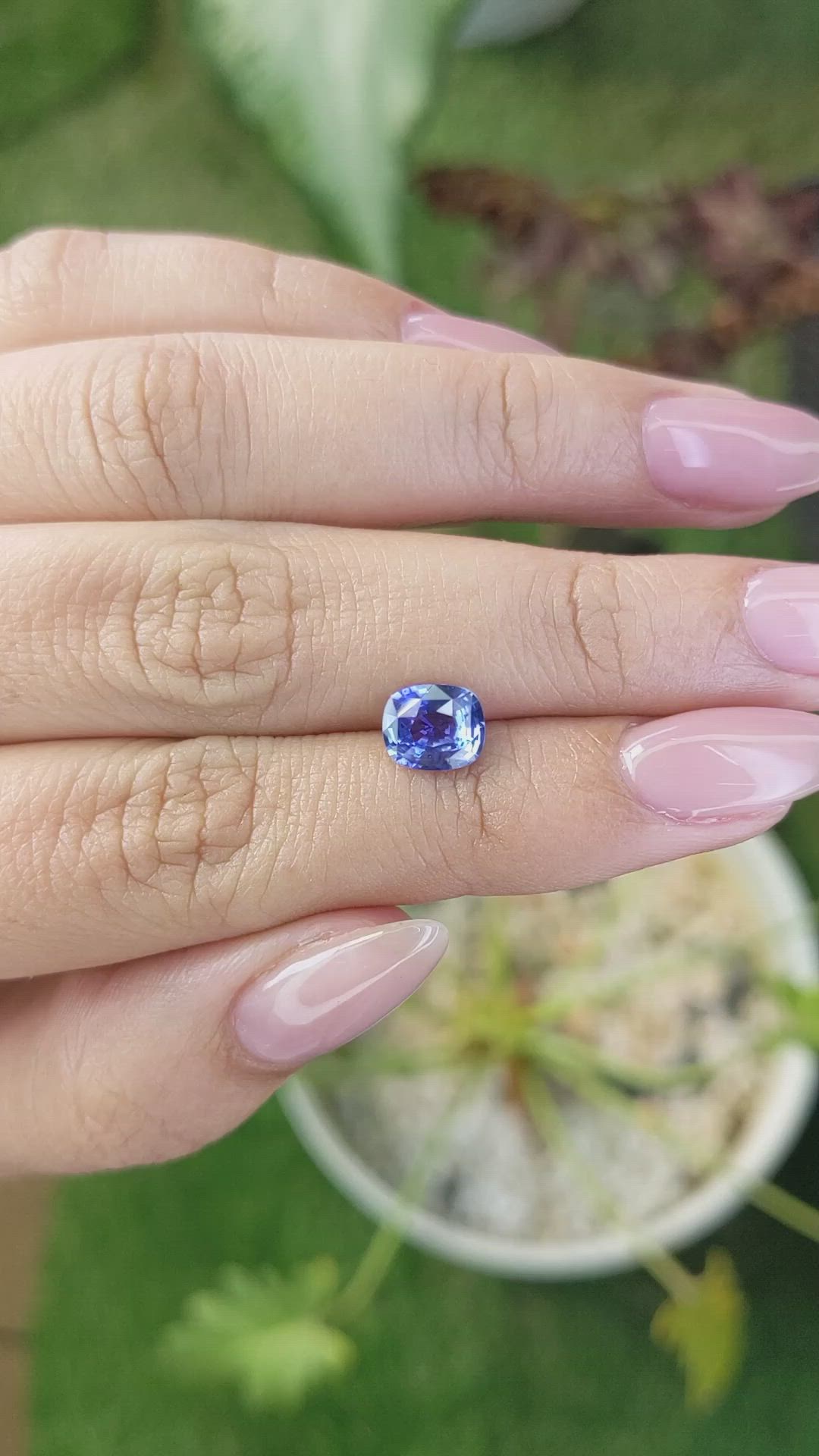 1.57 Ct. Blue Sapphire from Ceylon (Sri Lanka) Size Video