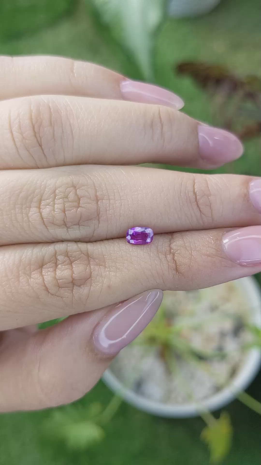 0.55 Ct. Pinkish Purple Sapphire from Ceylon (Sri Lanka) Size Video